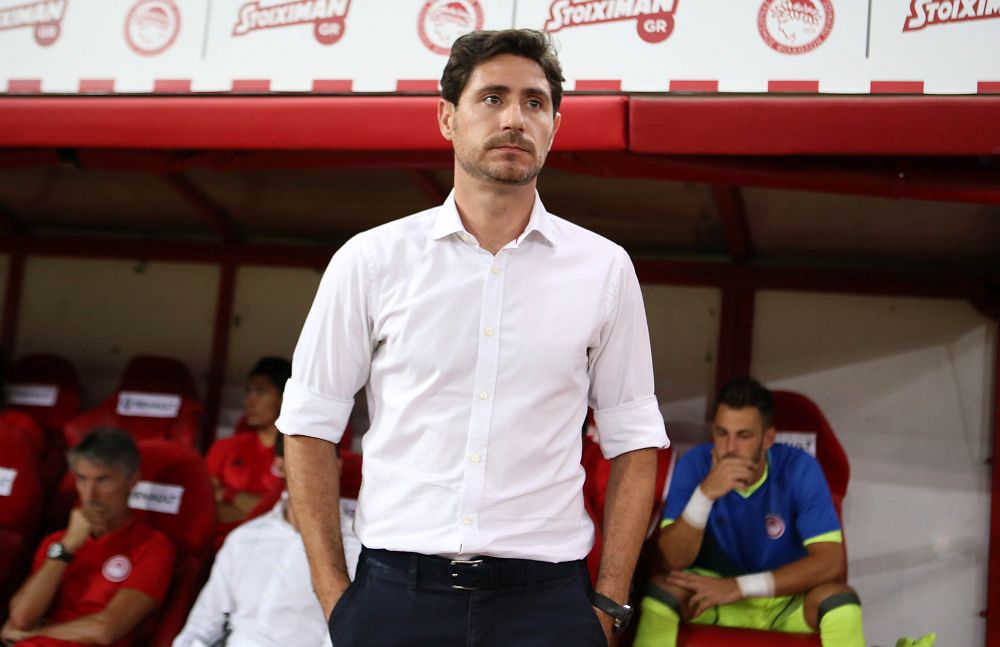 Λύση συνεργασίας με τον Βίκτορ Σάντσεθ