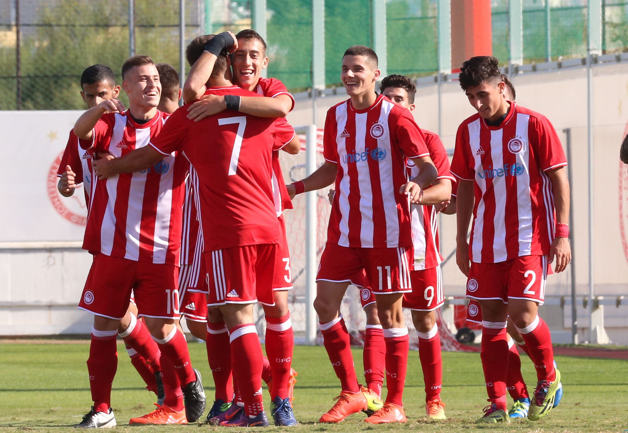 Της αμύνης τα παιδιά!