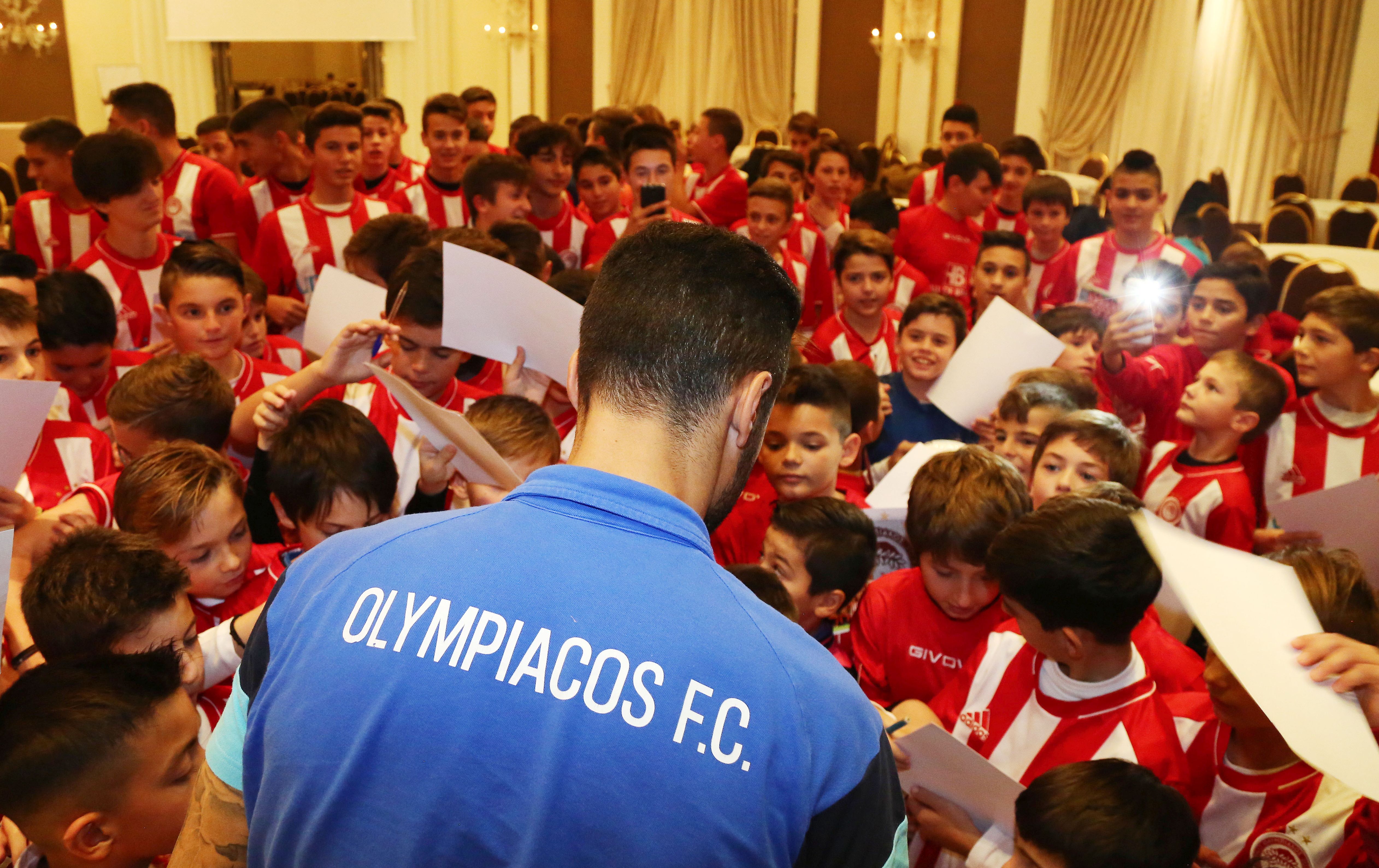 Θρυλική υποδοχή από την Σχολή Ιωαννίνων!