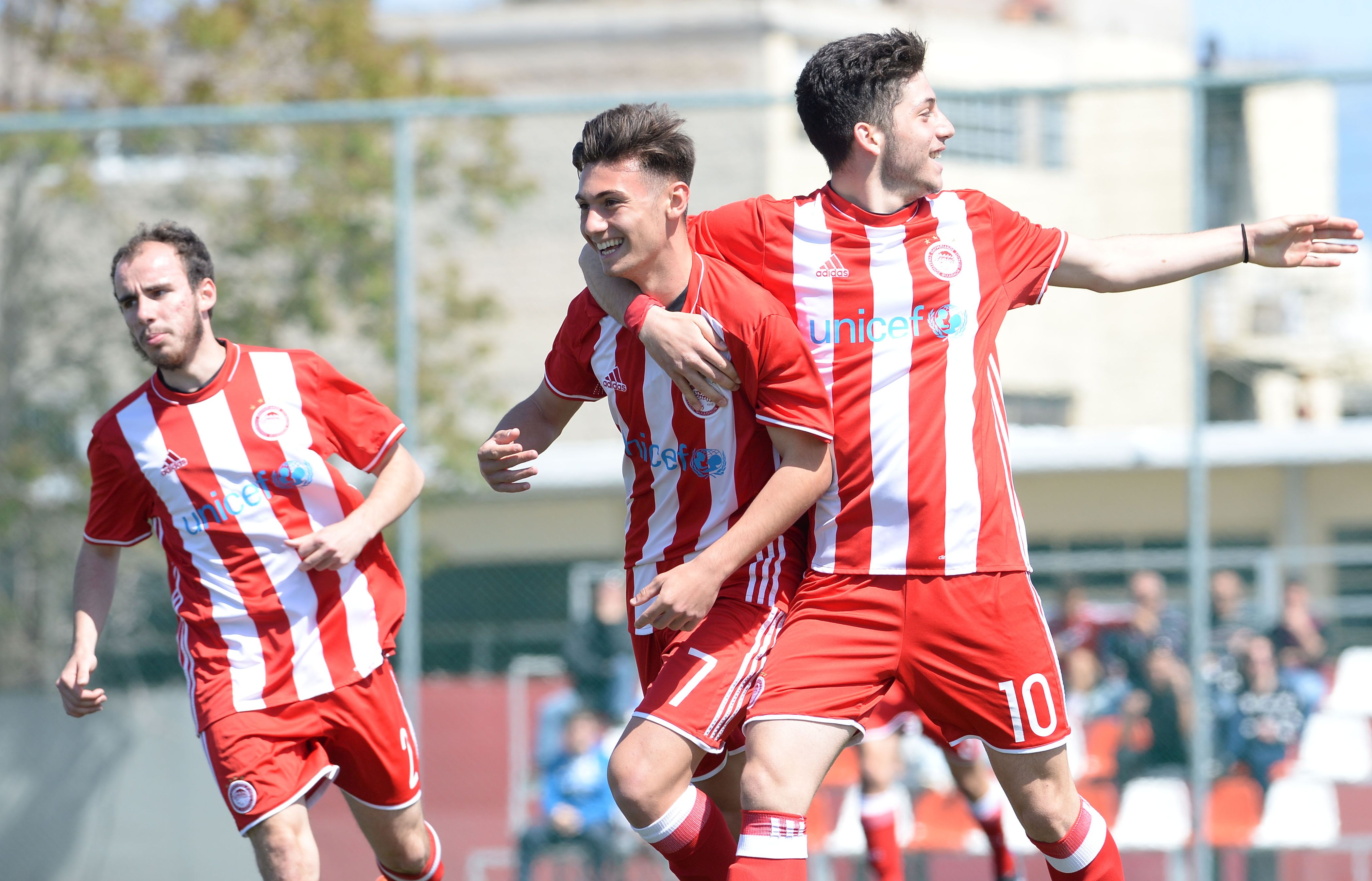 Κ-17: Ολυμπιακός-Λεβαδειακός 2-0