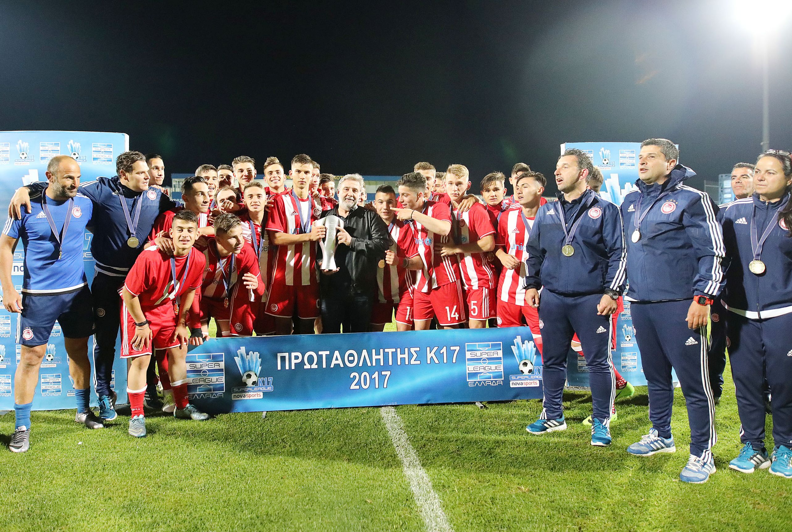 Πρωταθλητής Ελλάδος Super League K-17 ο Ολυμπιακός!