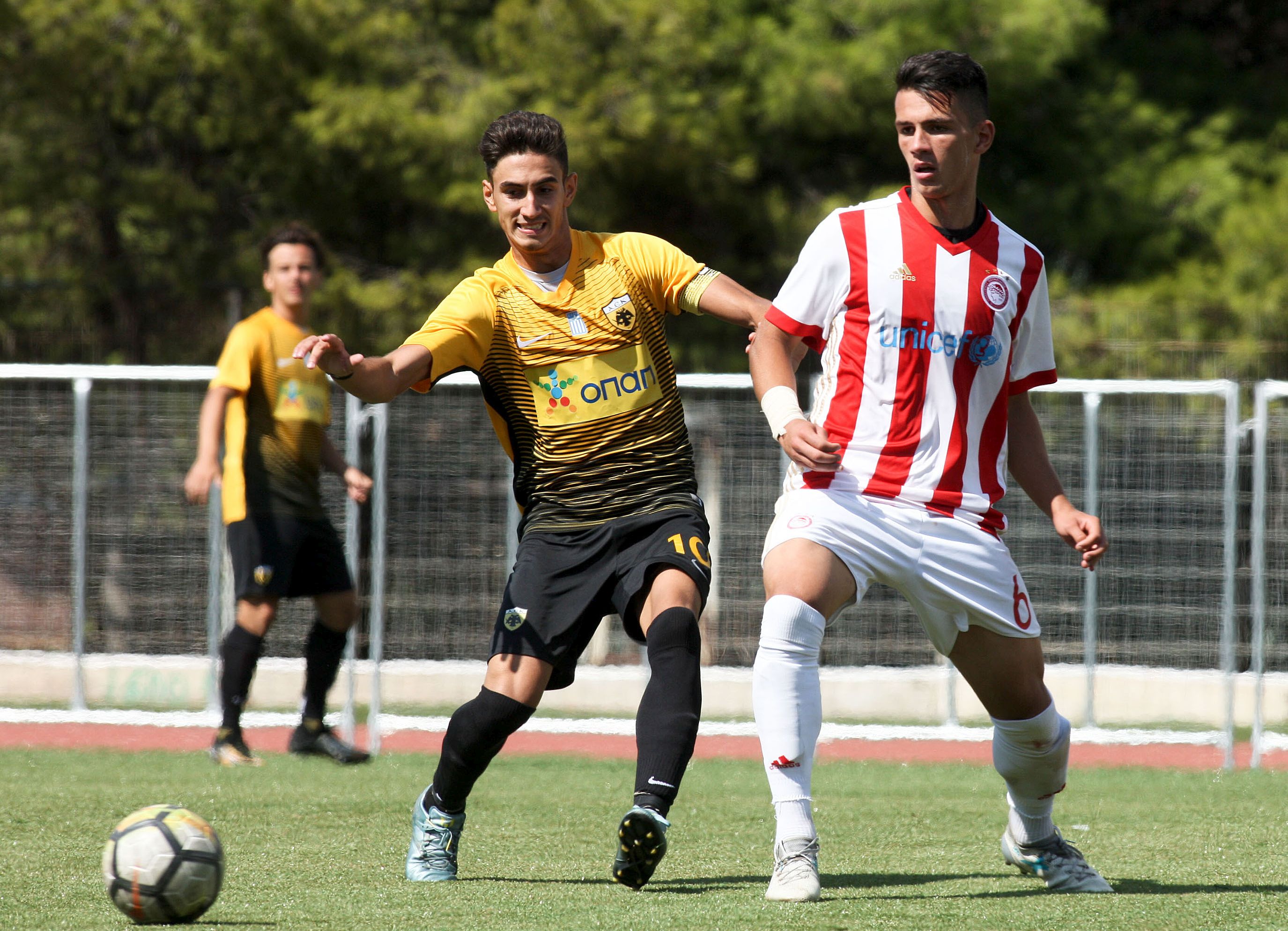 Με την ΑΕΚ οι Νέοι