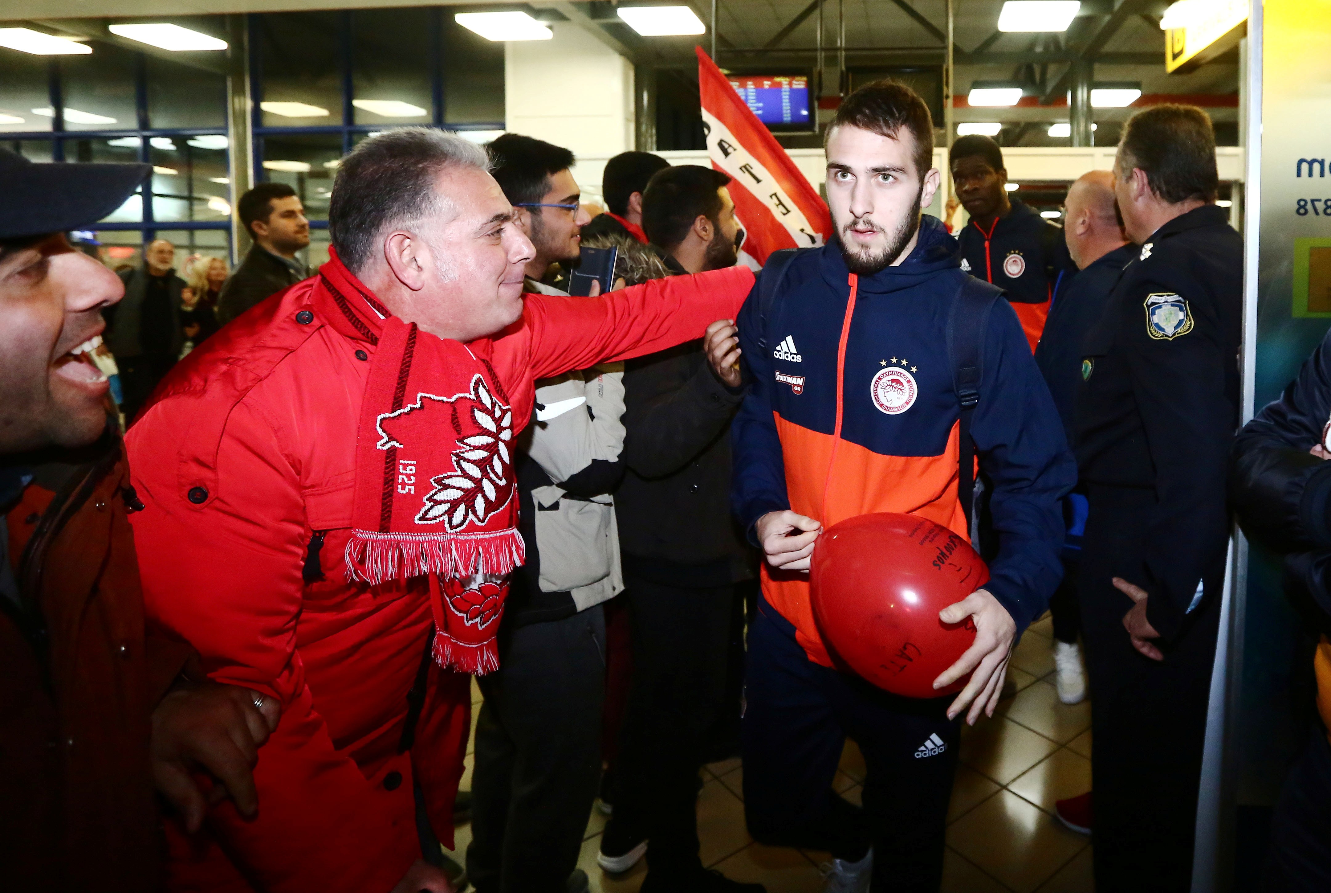 Κοκκίνισε (και φέτος) η Κέρκυρα!