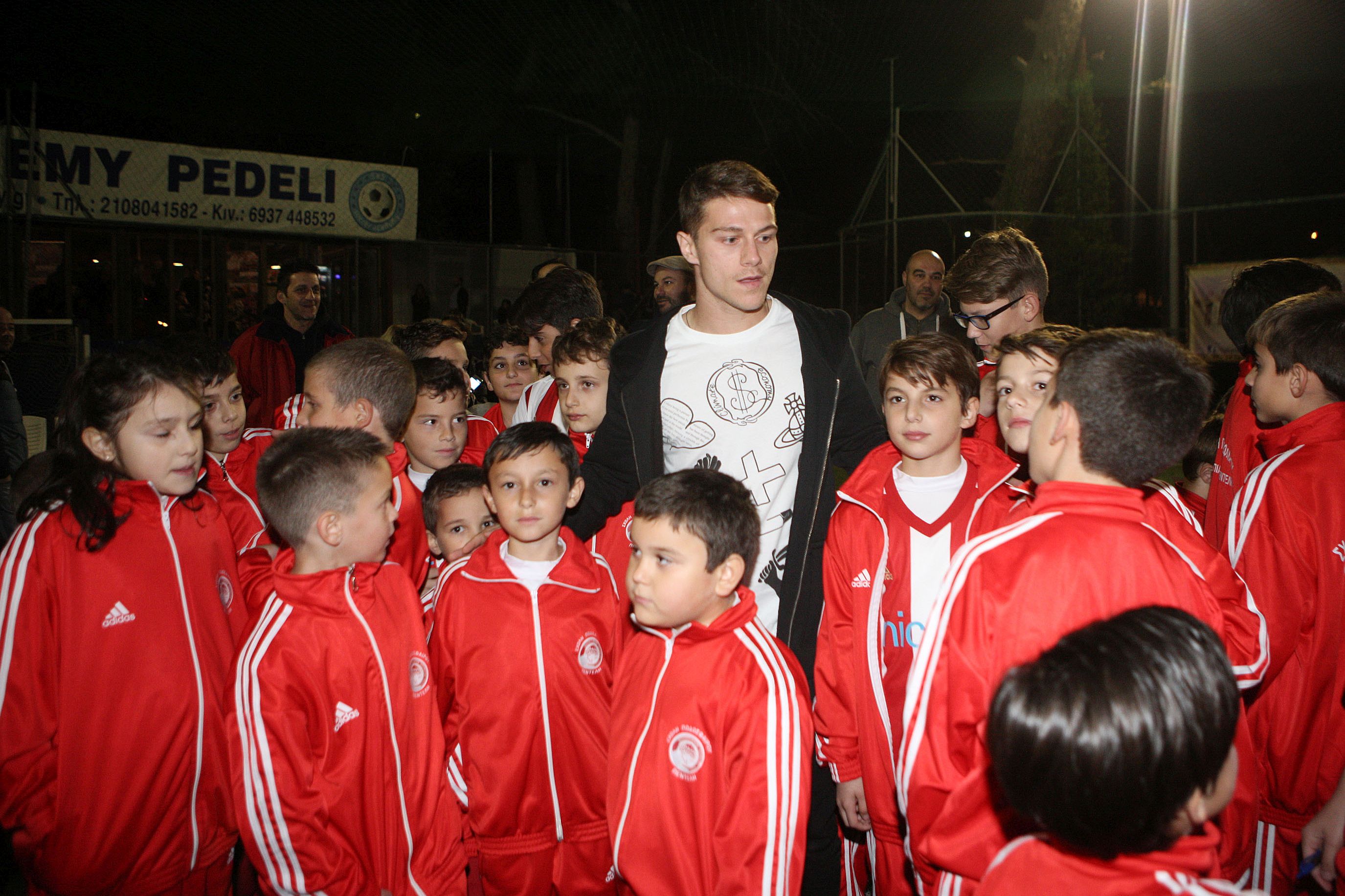 Αγιασμός με Κούτρη στη Σχολή Πεντέλης