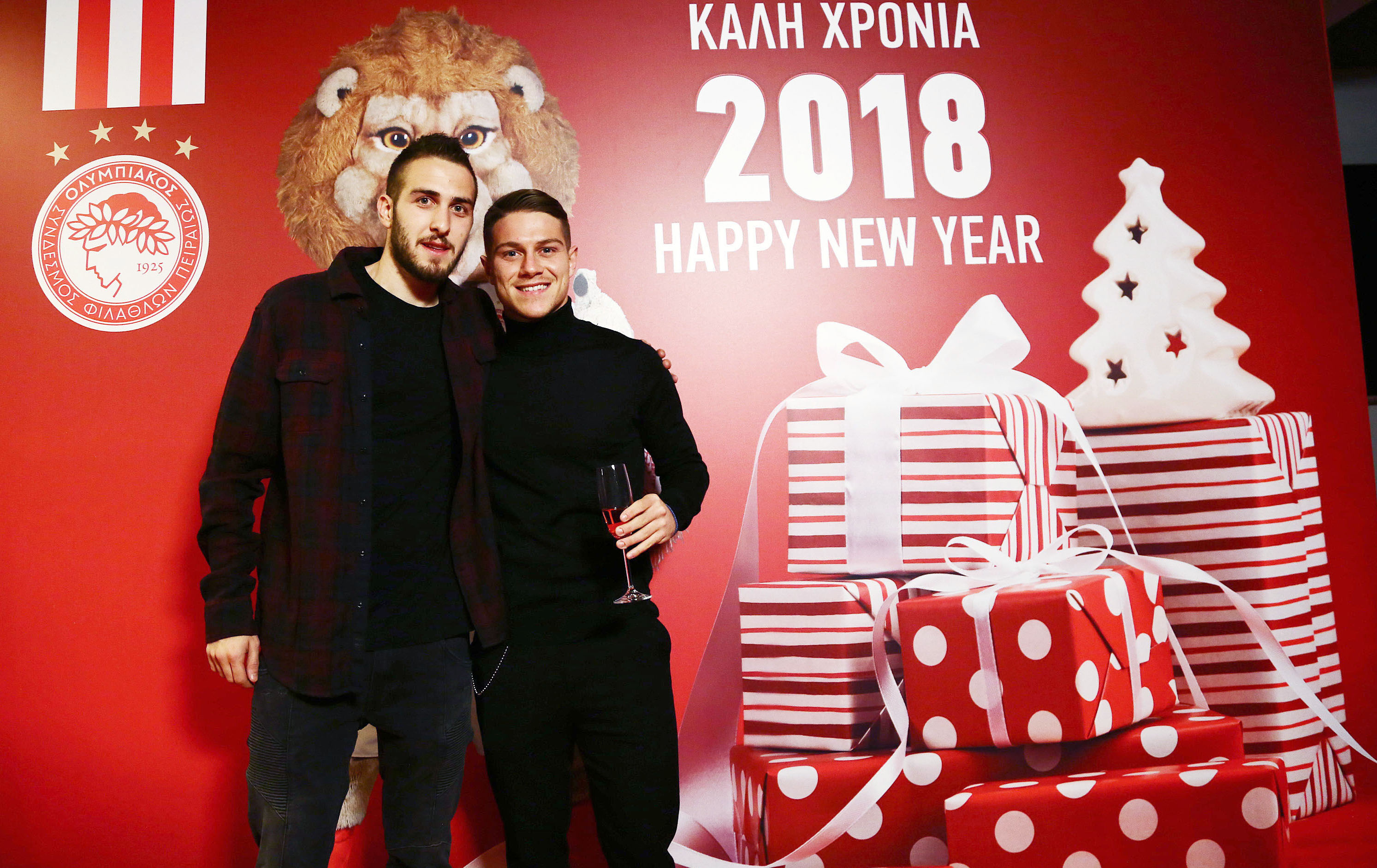 Ερυθρόλευκες, οικογενειακές γιορτές!