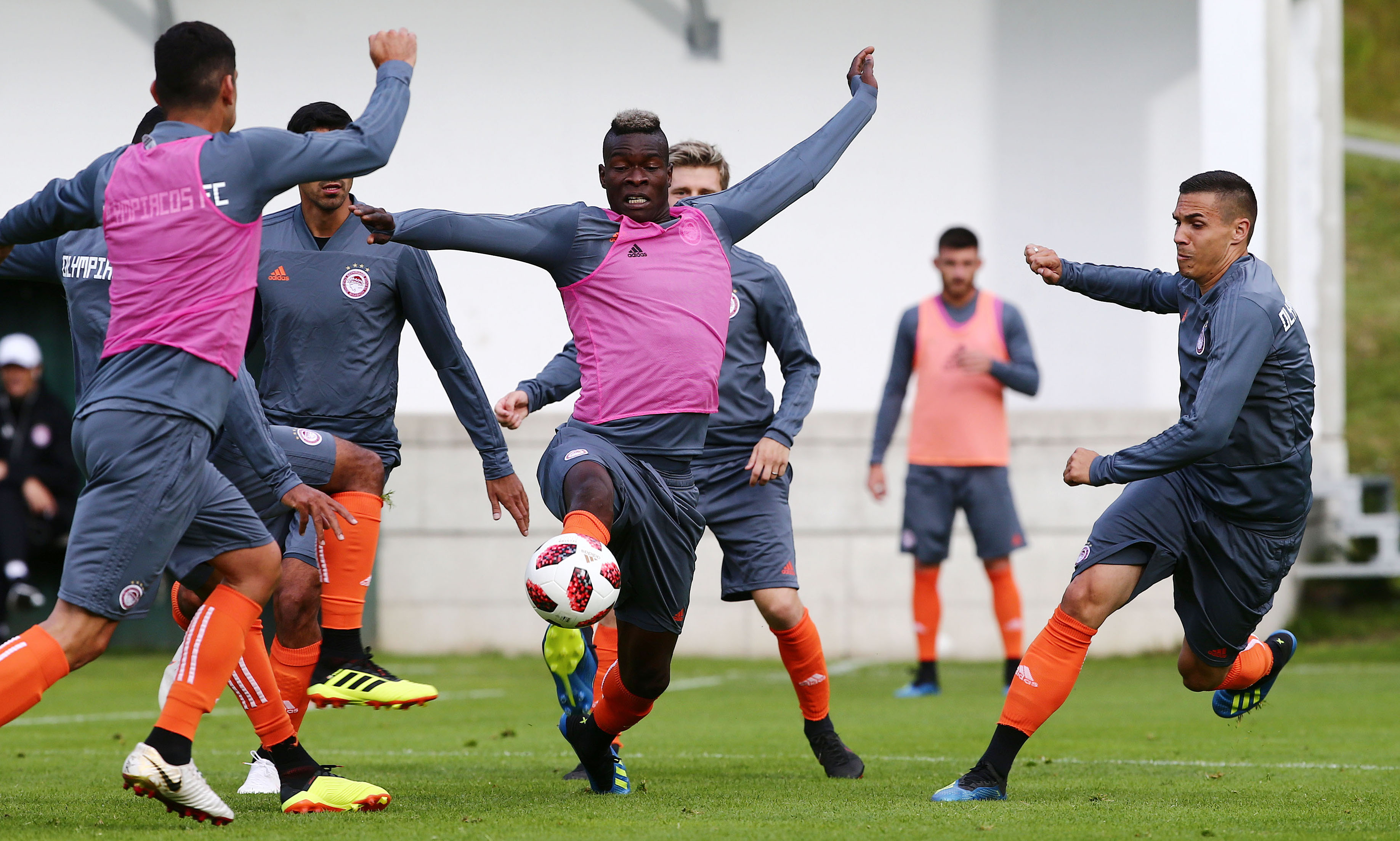 Διαρκής δουλειά με την μπάλα