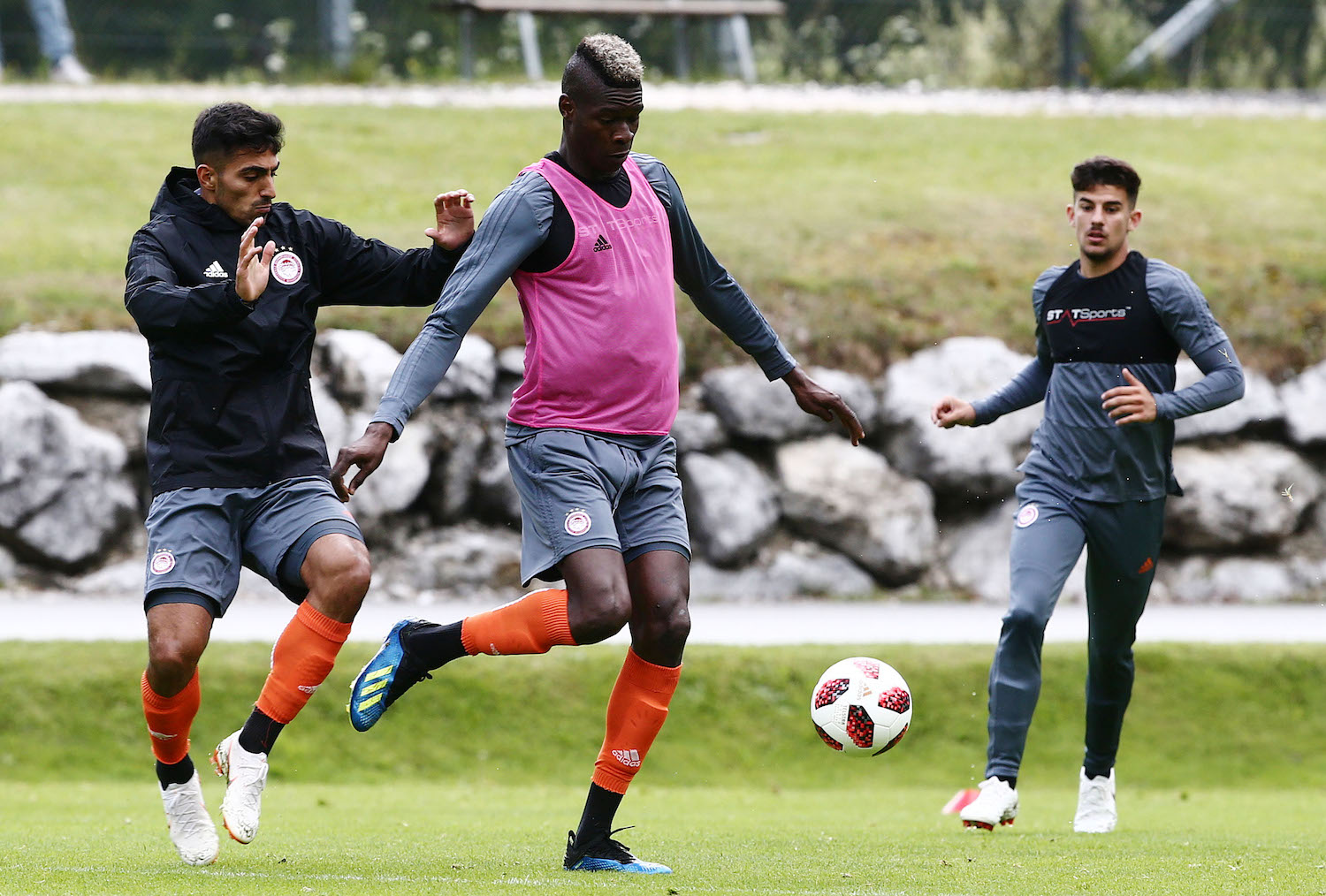 Πρώτη… βροχερή προπόνηση για τον Θρύλο