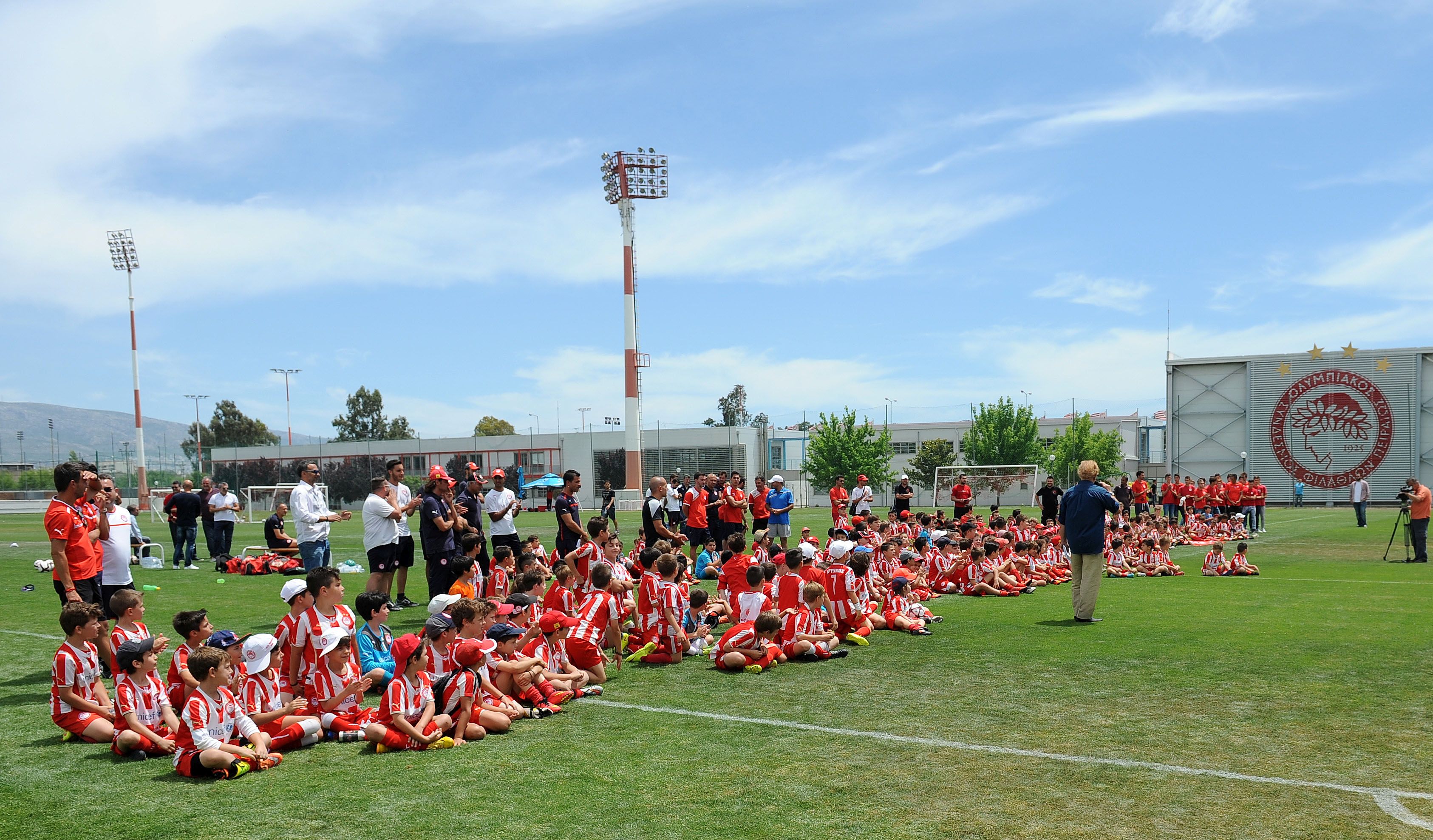 Η οικογένεια των Σχολών γιόρτασε στο Ρέντη!