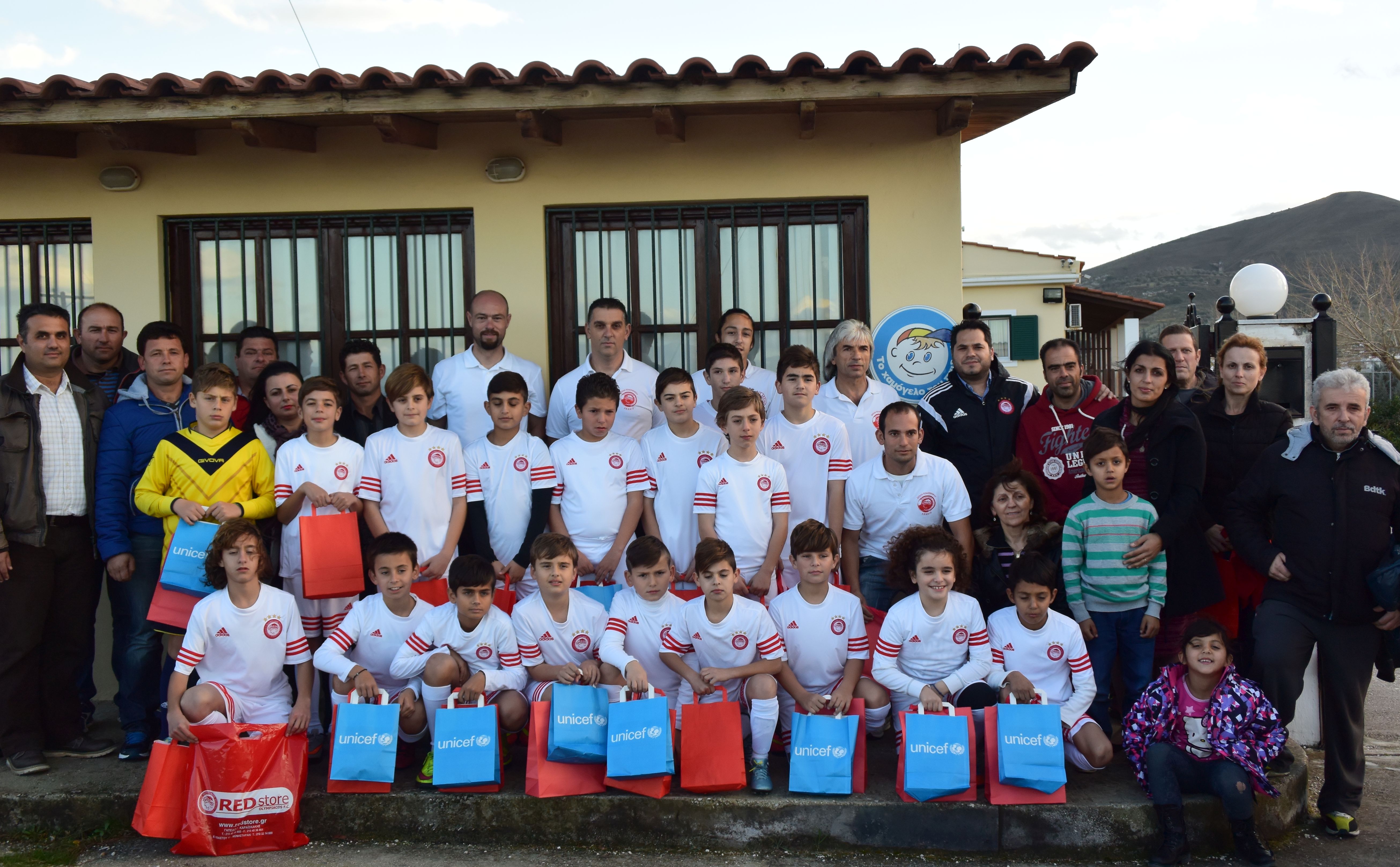 Επισκέψεις αγάπης από τις Σχολές Καραϊσκάκη και Λεχαίου!