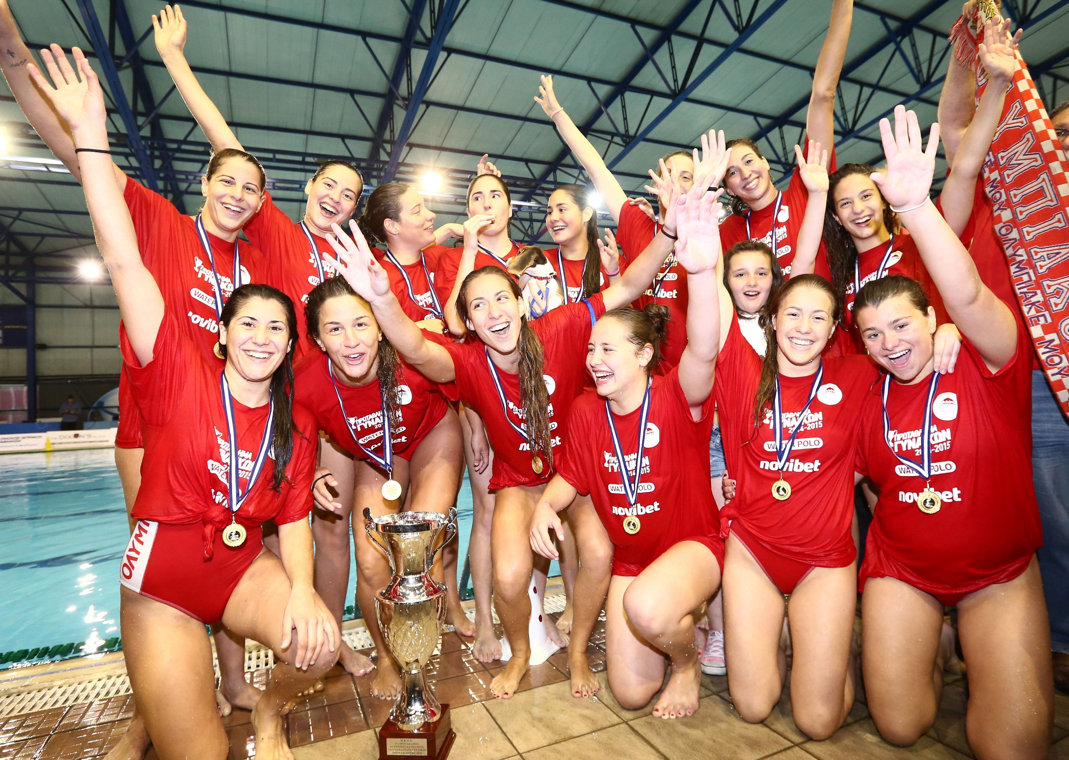 Συγχαρητήρια στη γυναικεία ομάδα πόλο