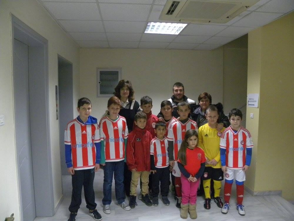 Επίσκεψη αγάπης της Σχολής Ελευσίνας στην Κοινωνική Υπηρεσία του Δήμου