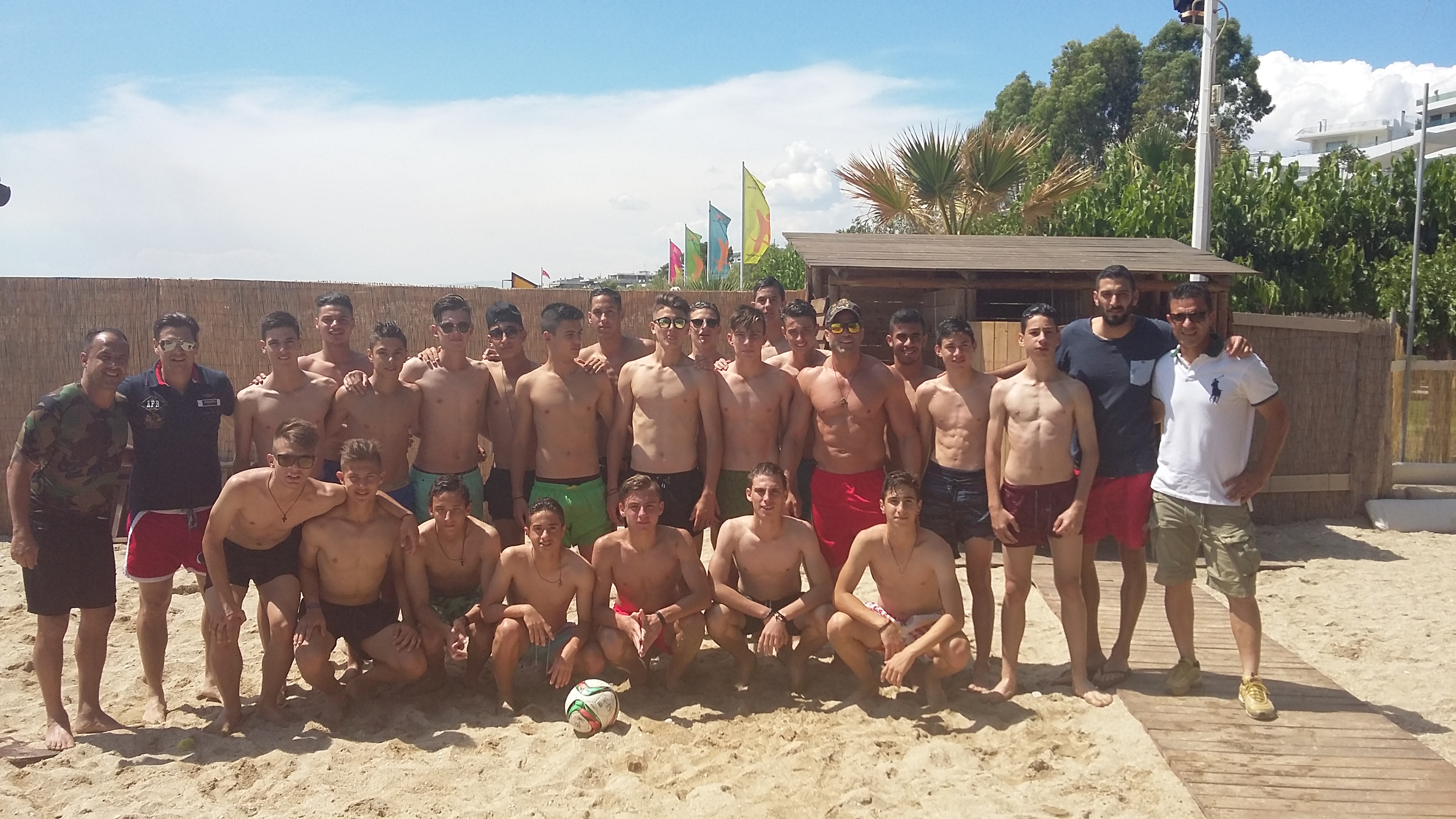 Οι Πρωταθλητές παίζουν μπιτς σόκερ!