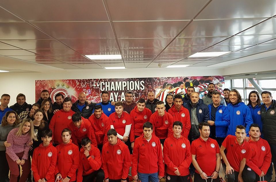 Δώδεκα μικρές ιστορίες για μια Μεγάλη Ομάδα!