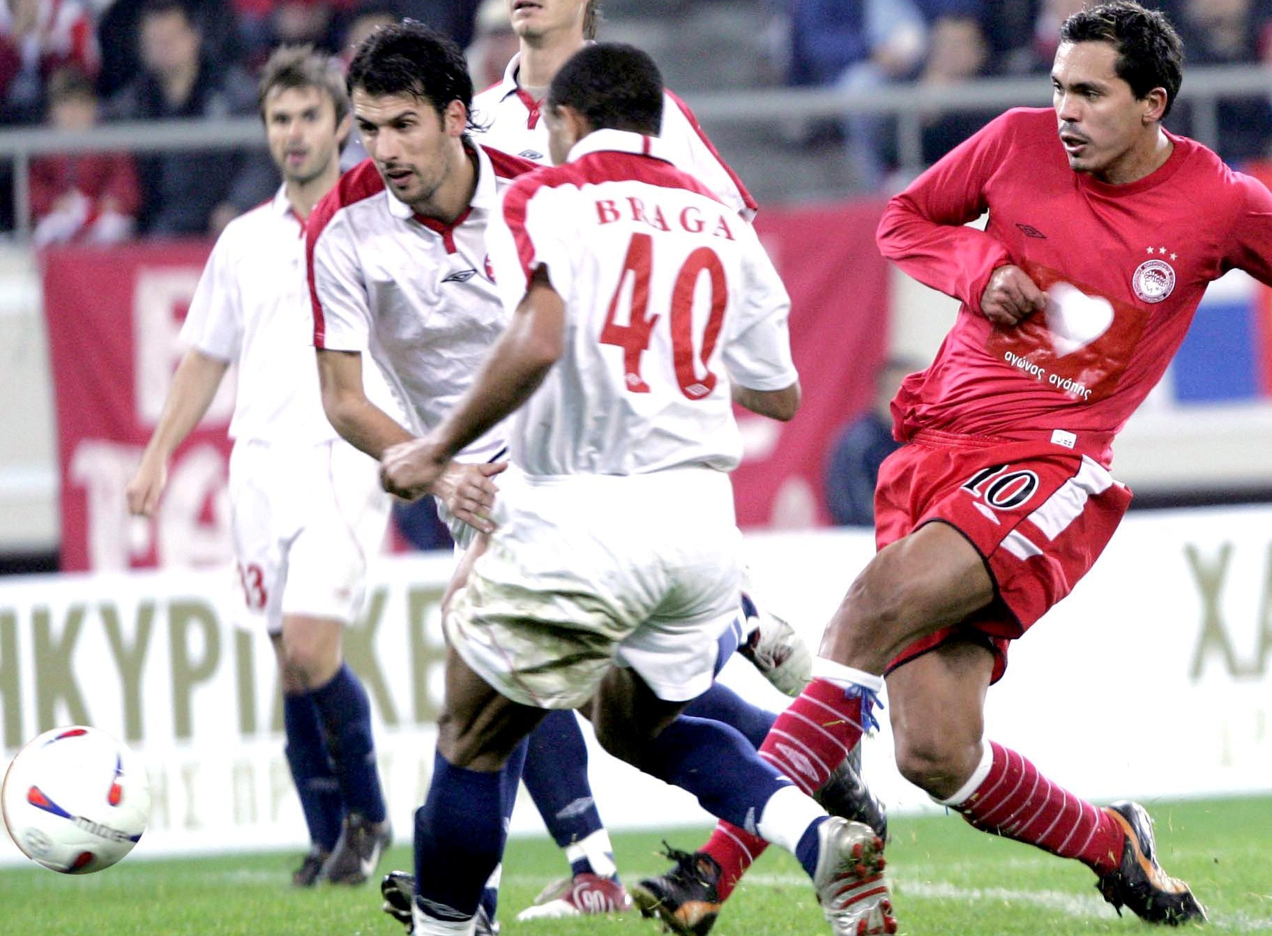 Iστορία αγώνων Ολυμπιακός – Α.Ο.Κ.