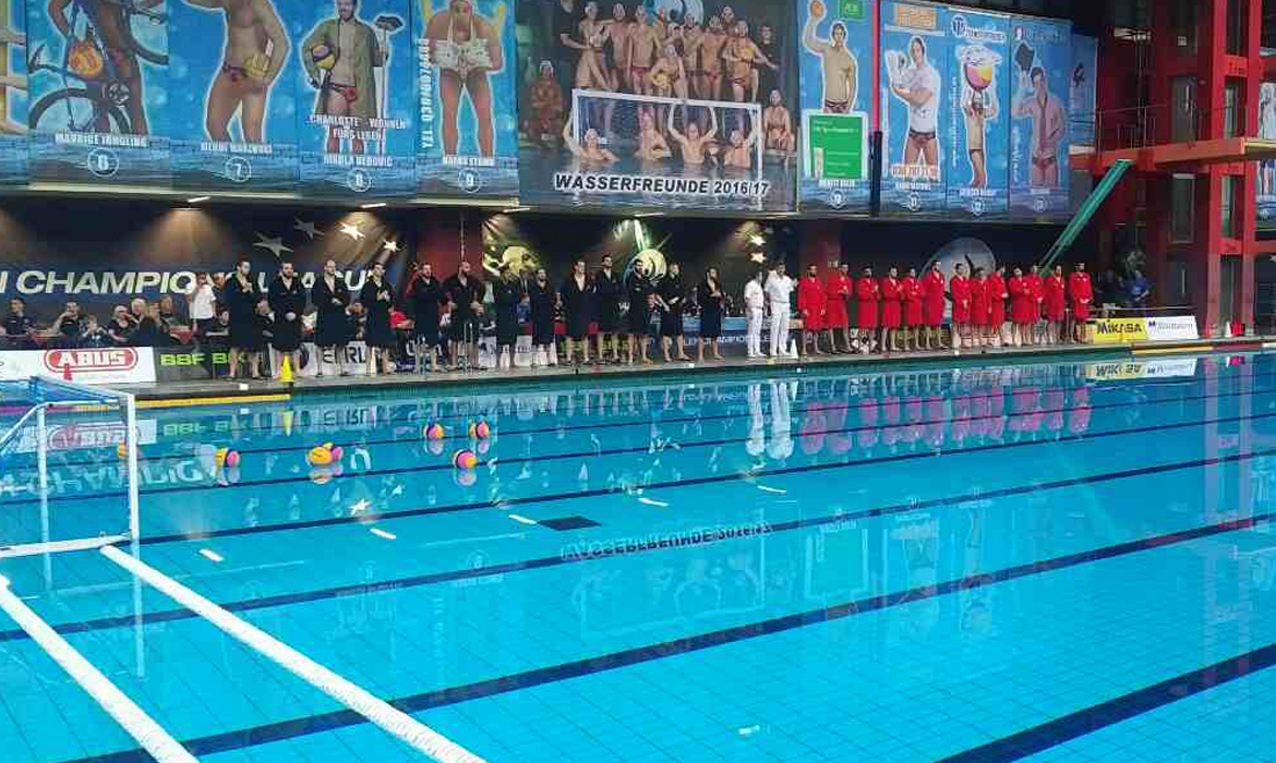 Πέρασε από το Βερολίνο, με τον κόσμο του!