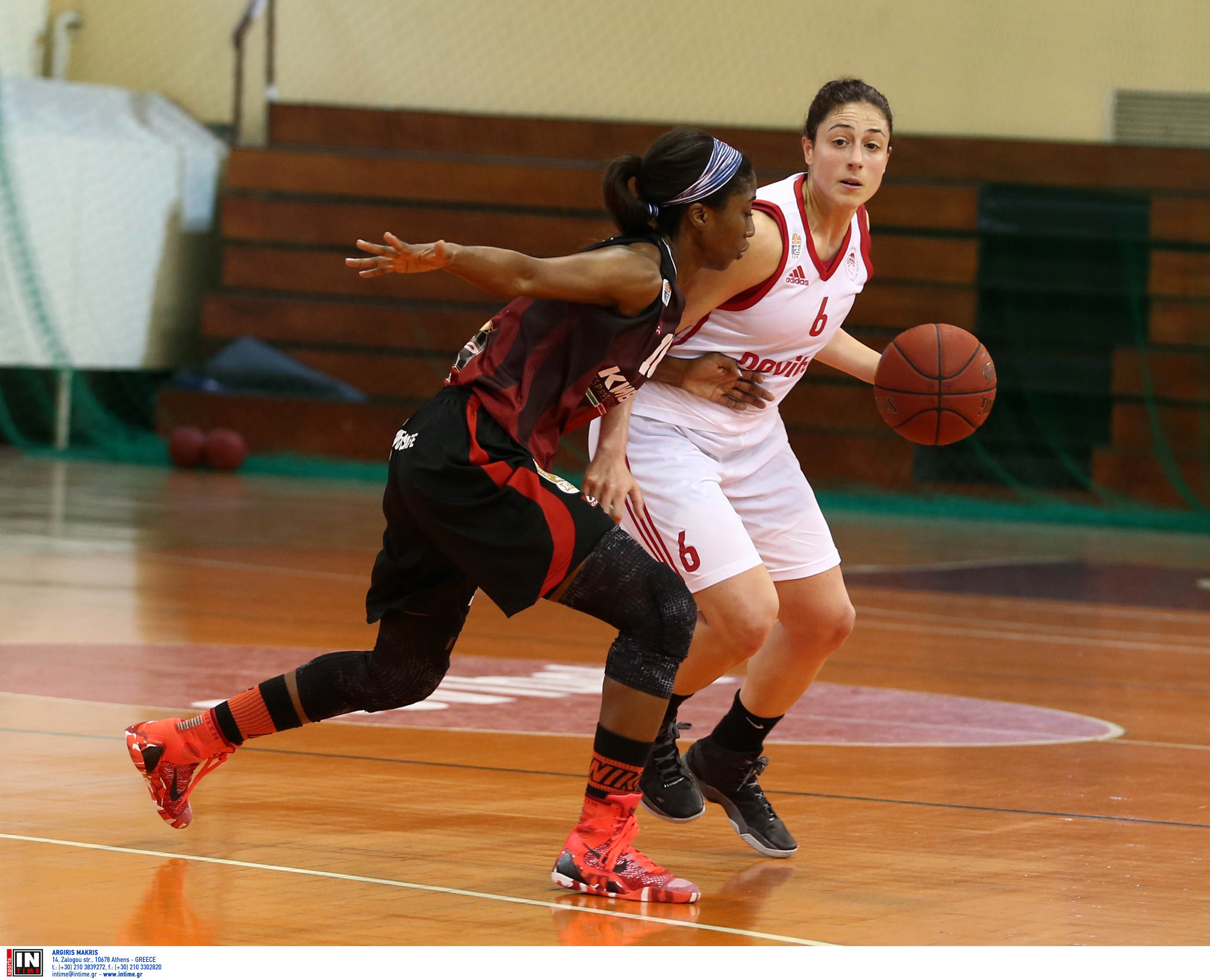 Υποδέχεται τον Αθηναϊκό