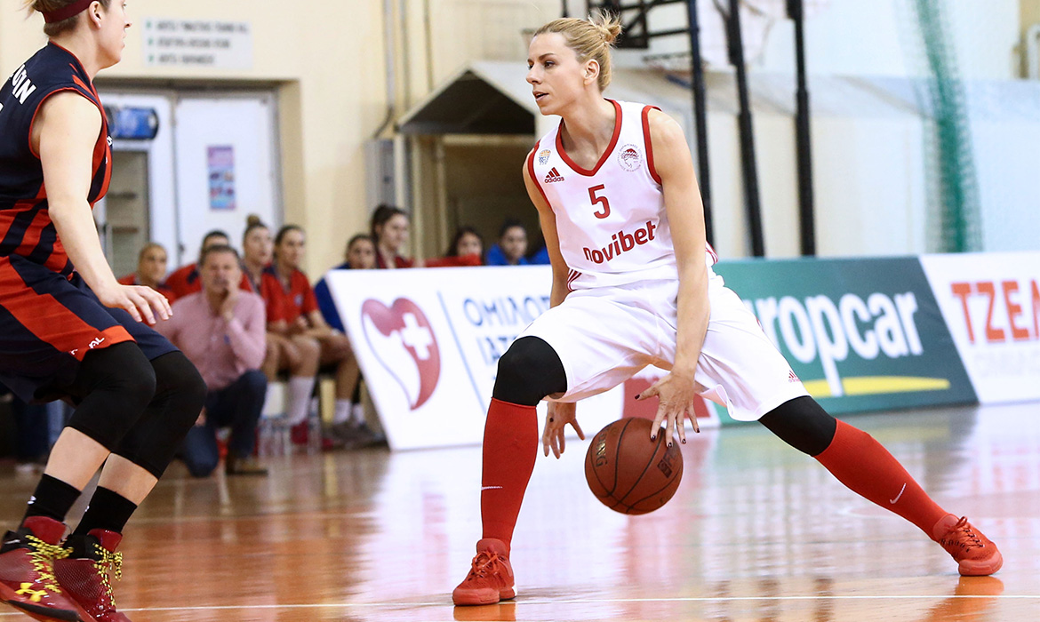 Με τον Αθηναϊκό, κεκλεισμένων των θυρών…