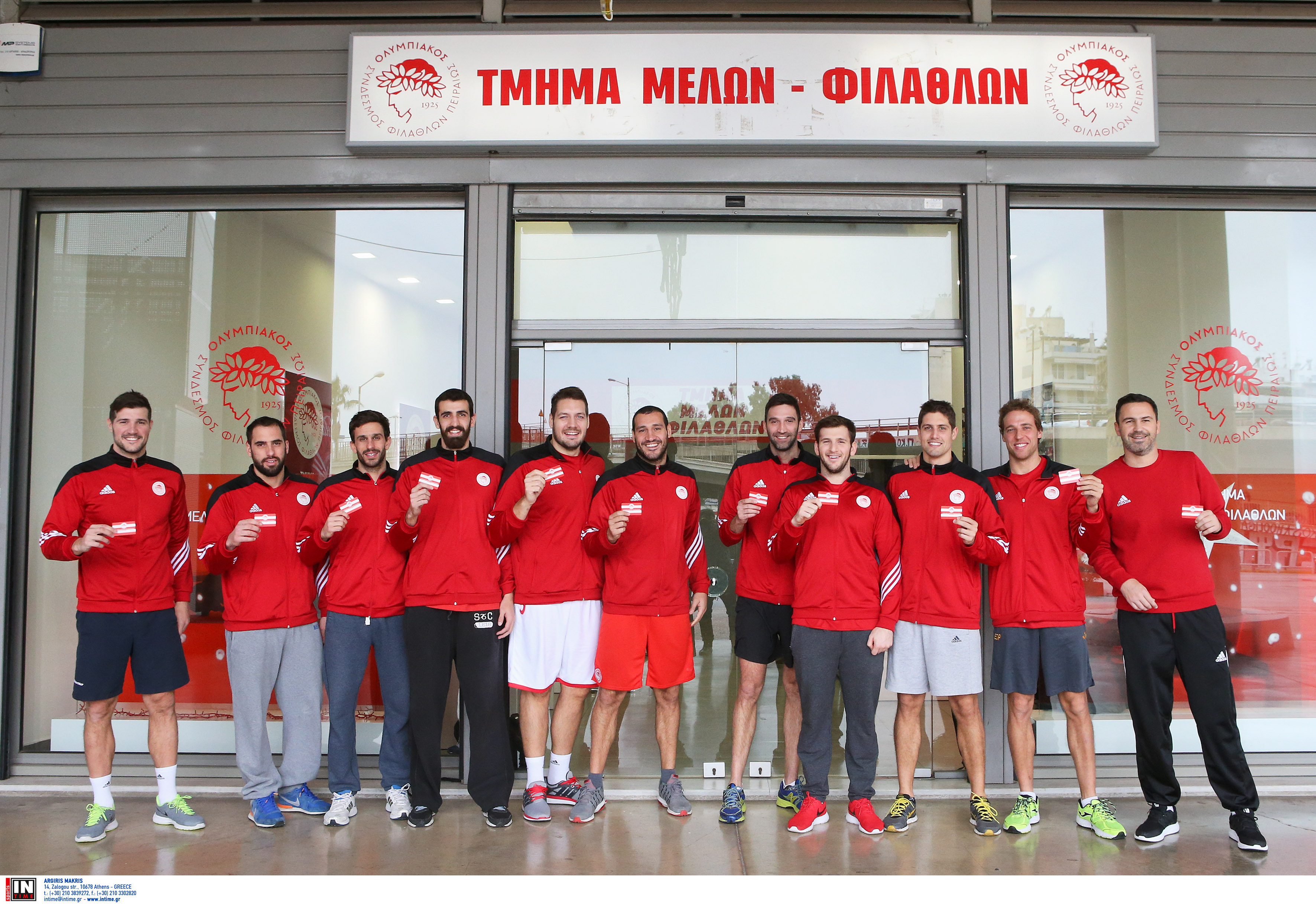 Η ομάδα πόλο Ανδρών παρέλαβε την Κάρτα Φιλάθλου!