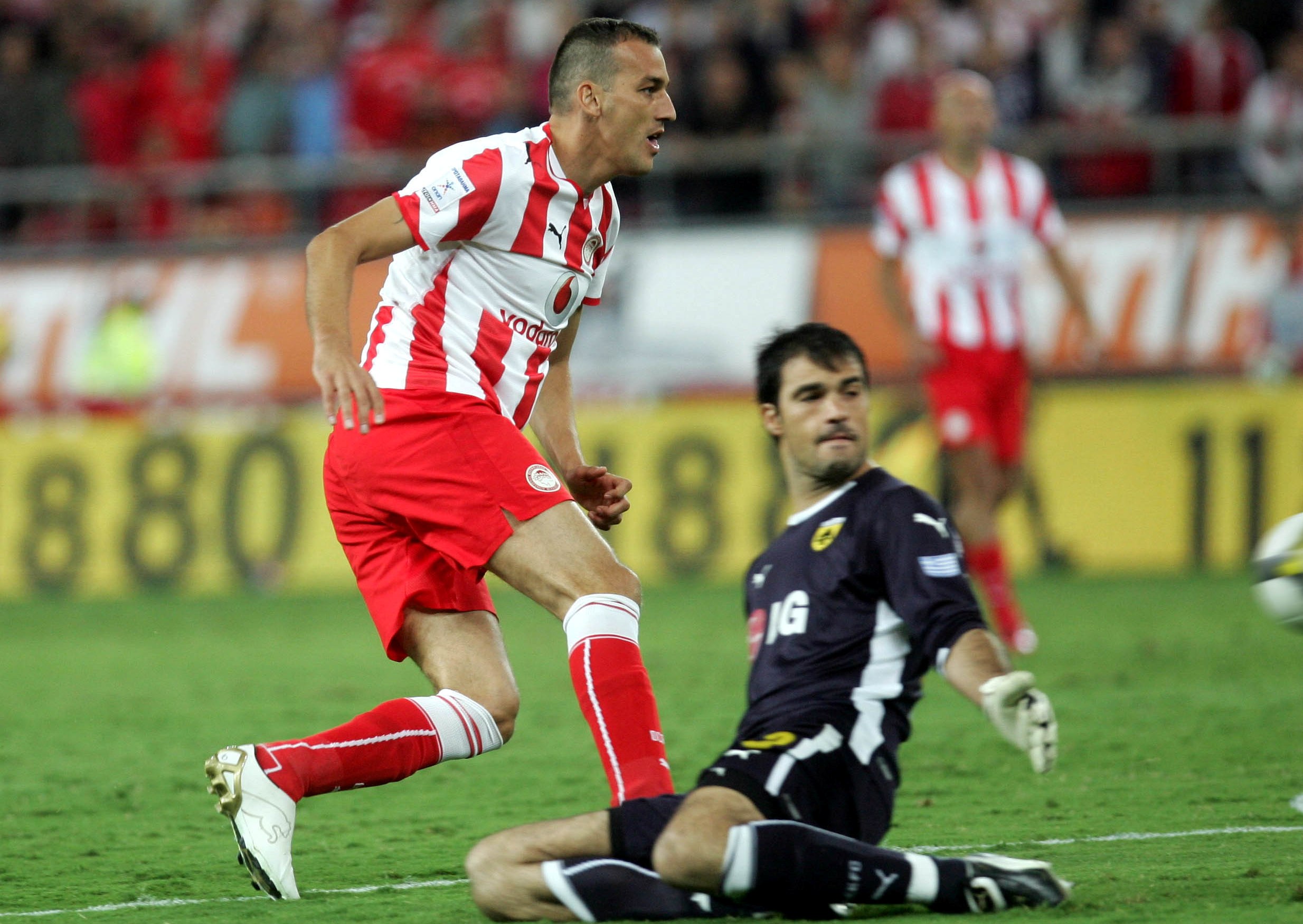 Ιστορία αγώνων Ολυμπιακός – ΑΕΚ