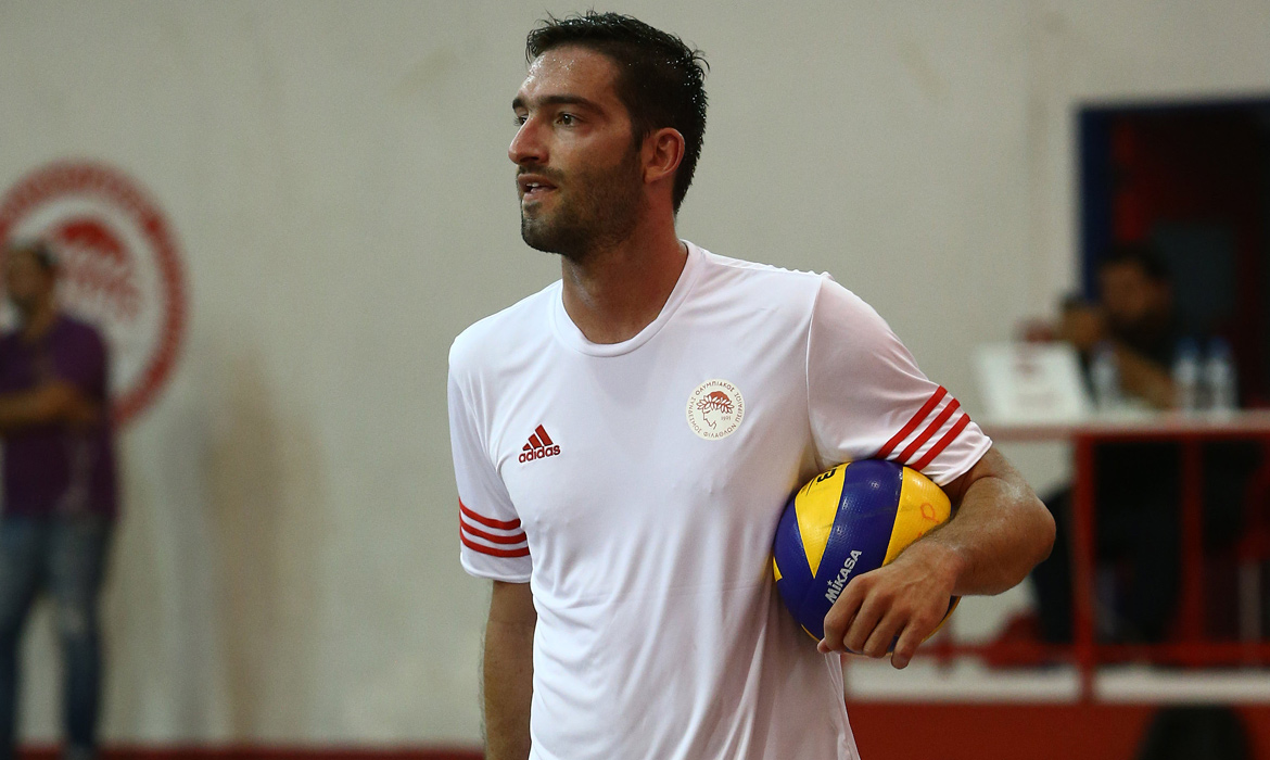 Ταμπουρατζής: «Εμπνέει τους αθλητές ο Πιάτσα»