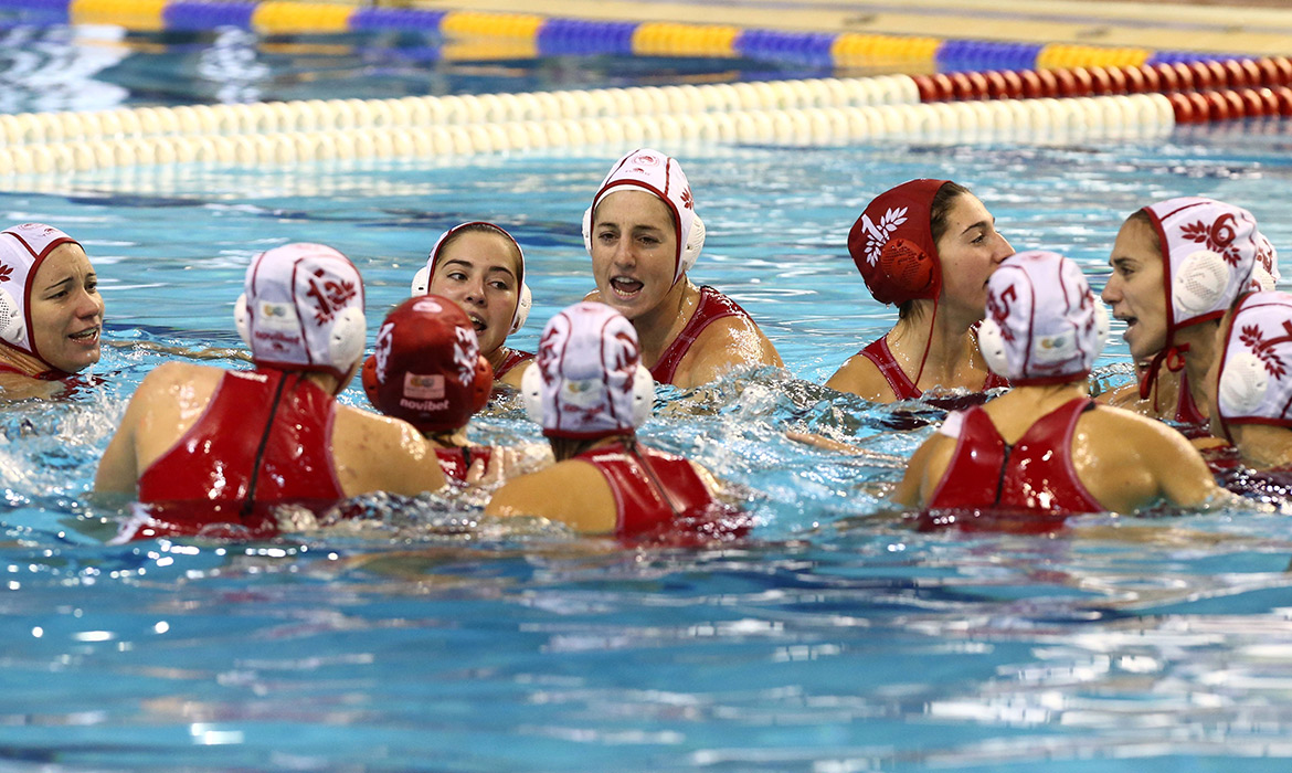 Πράξη πρώτη με Βουλιαγμένη!