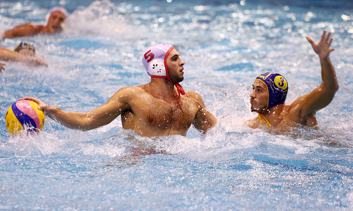 «Ξεκλειδώνει» την πρόκριση με διπλό!