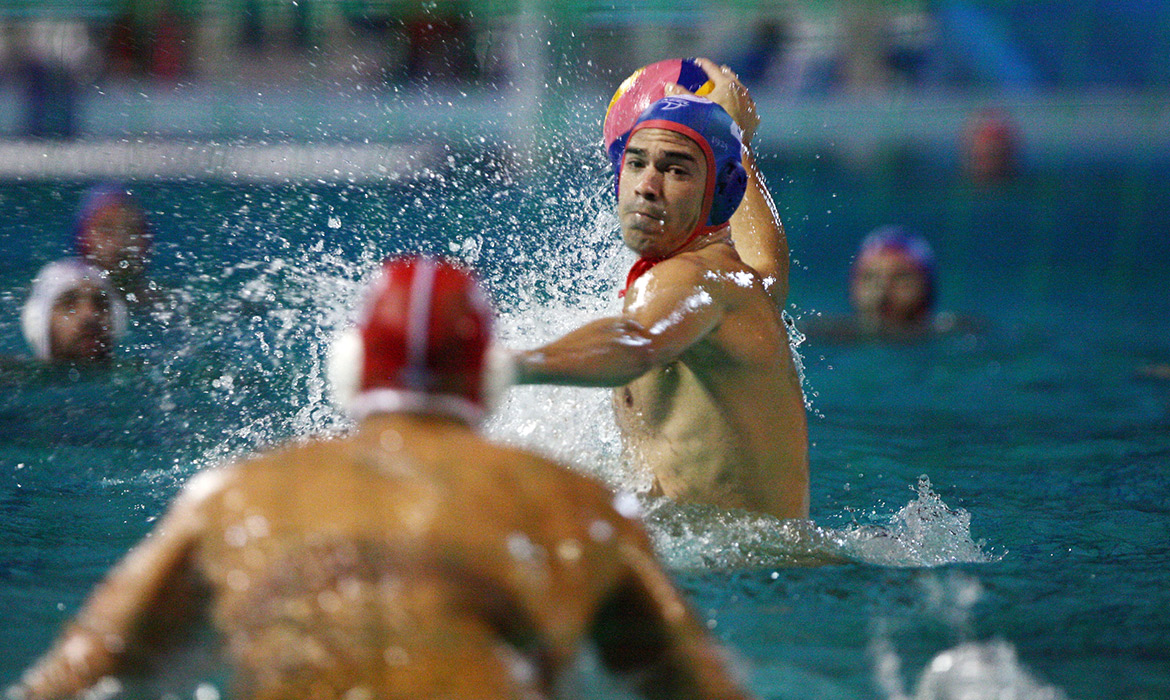 Γούνας: «Παίκτης παραπάνω ο κόσμος μας»