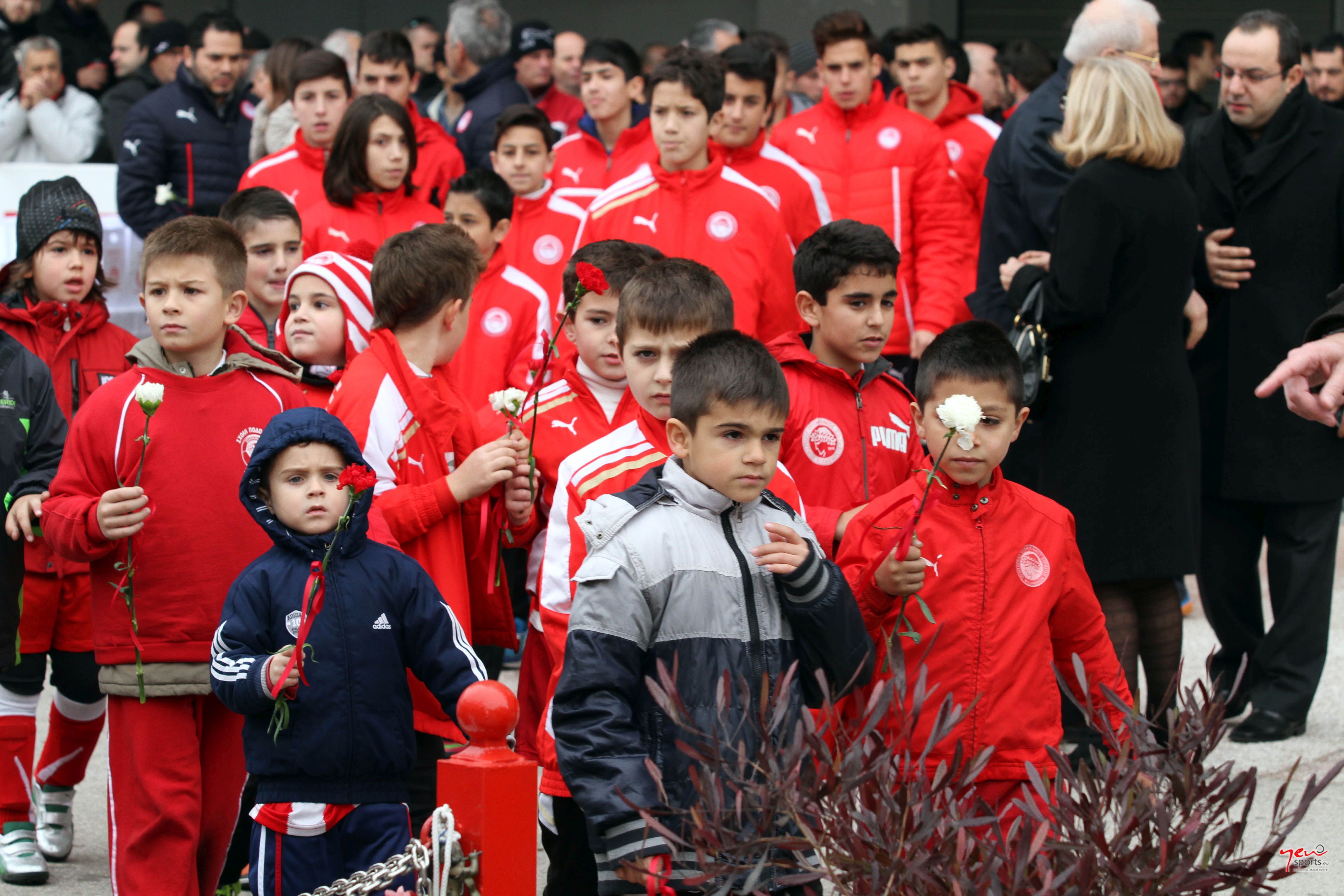 Οι Σχολές τιμούν την μνήμη των θυμάτων της Θύρας 7
