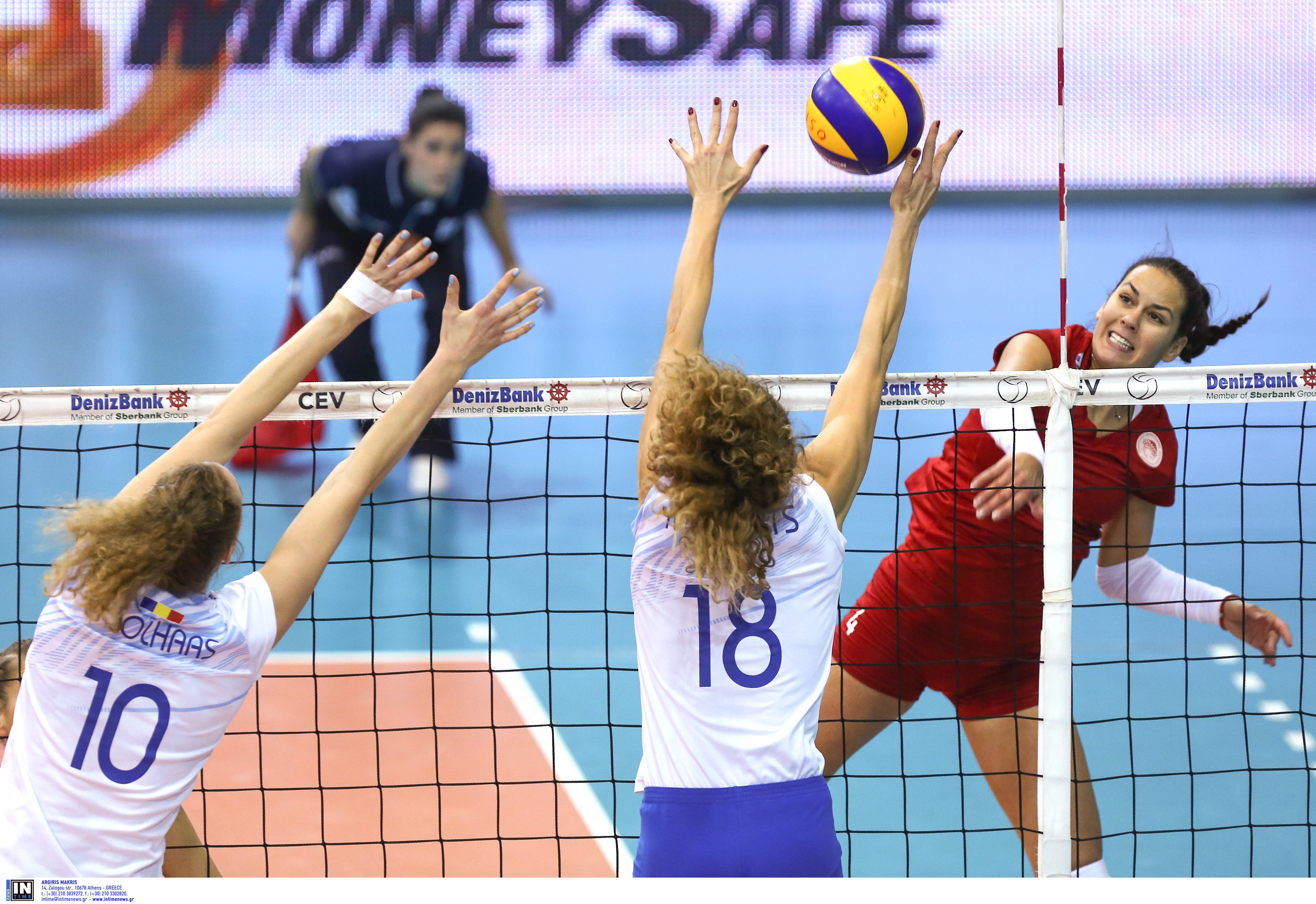 Συνέχεια με Σαντορίνη στο Ρέντη!