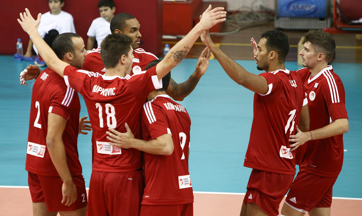 Στο Βραχάτι για να διευρύνει το σερί!