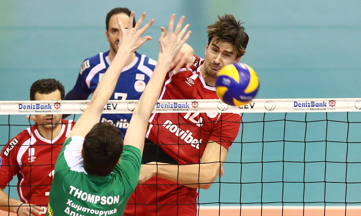 Στο «Ζηρίνειο» για τη νίκη ο Θρύλος