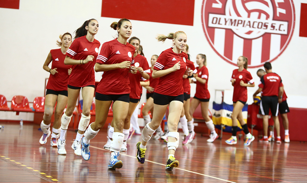 Πρώτη με νέα πρόσωπα για το βόλεϊ γυναικών.