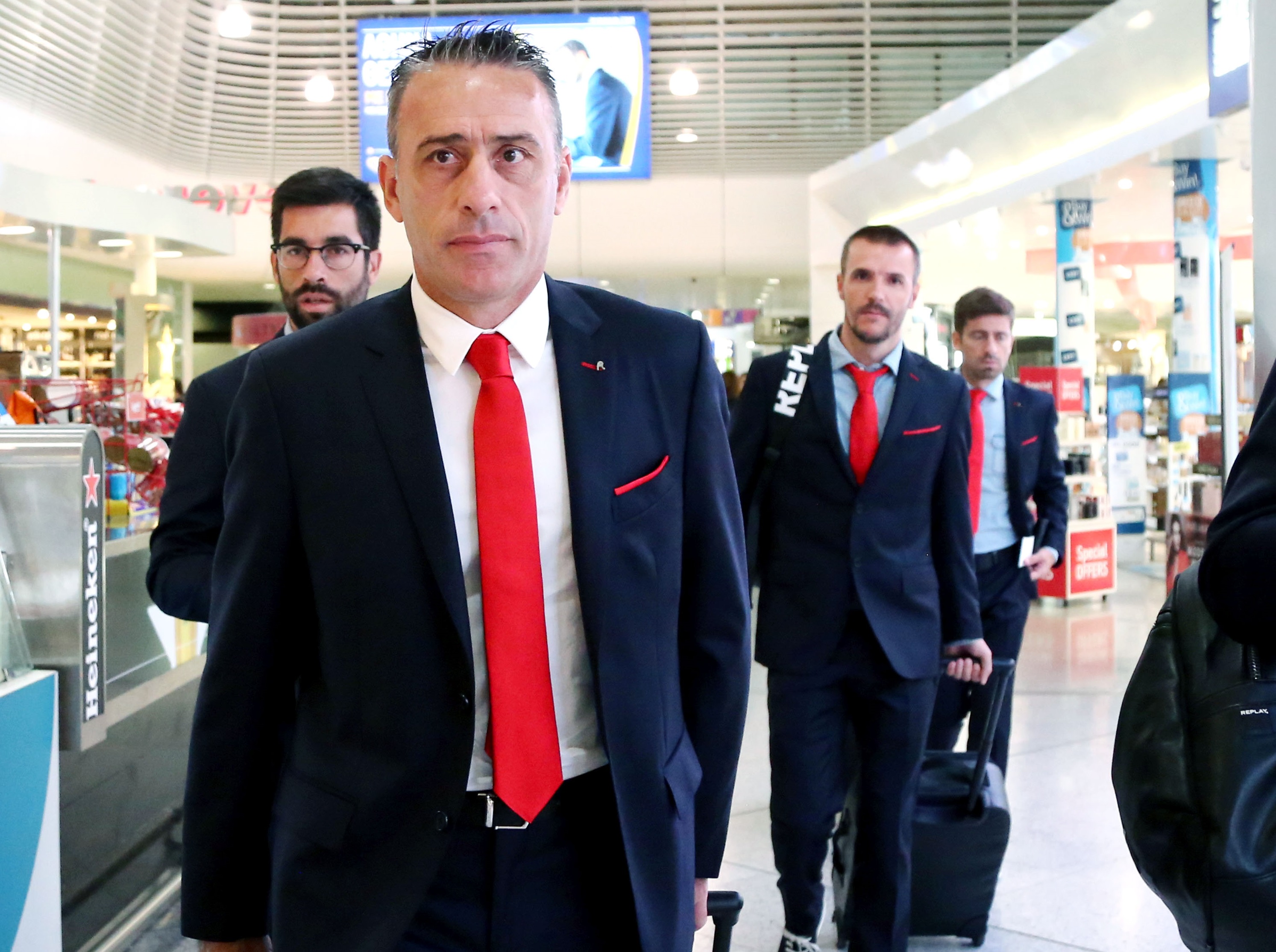 Φοράει ξανά το ευρωπαϊκό κοστούμι ο Θρύλος!