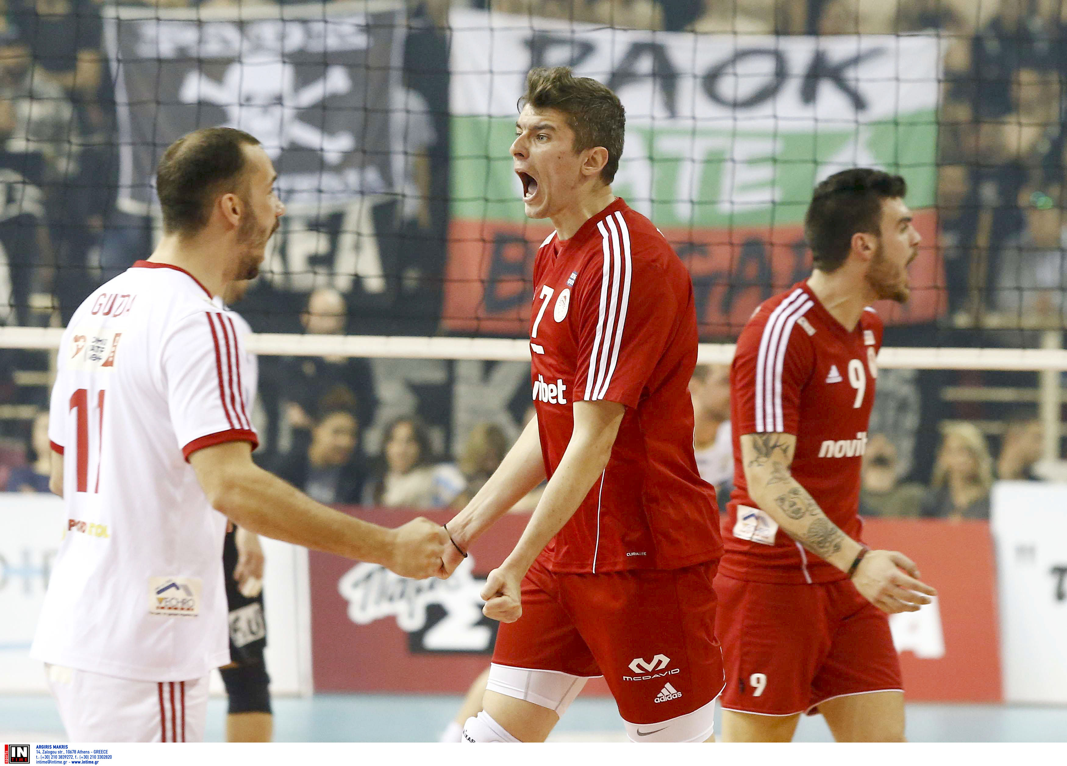 Επιστρέφει…