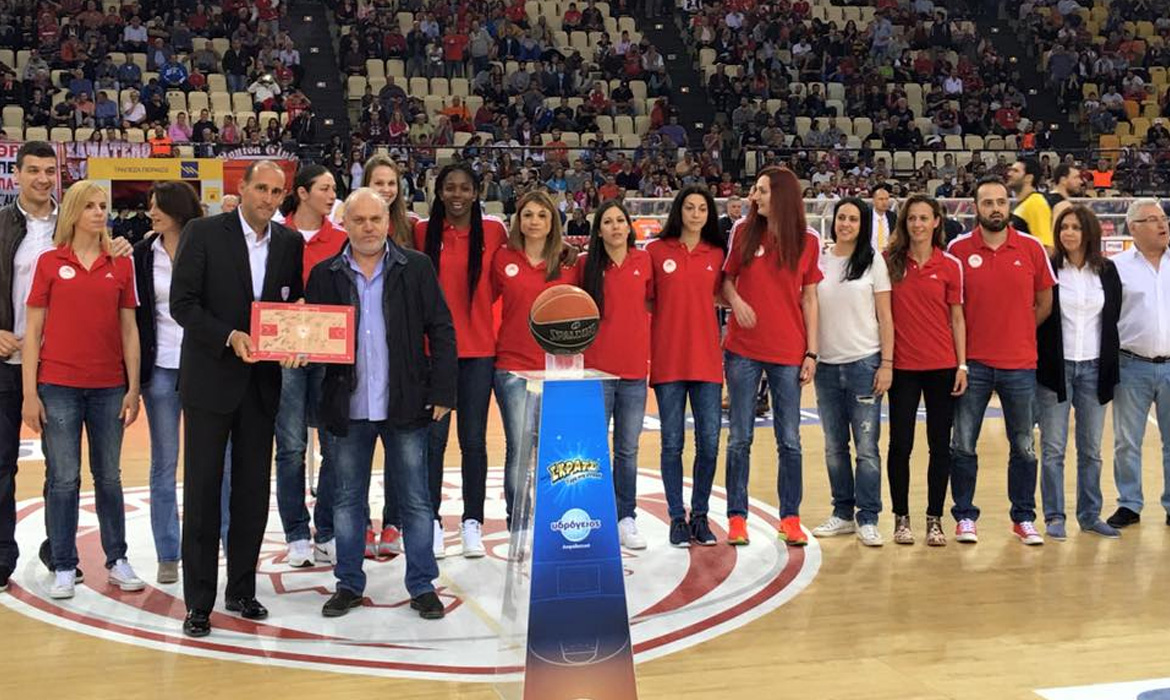 Τίμησαν τις νταμπλούχες