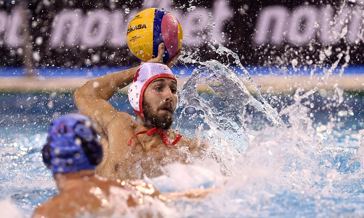 Υποδέχεται το Παλαιό Φάληρο