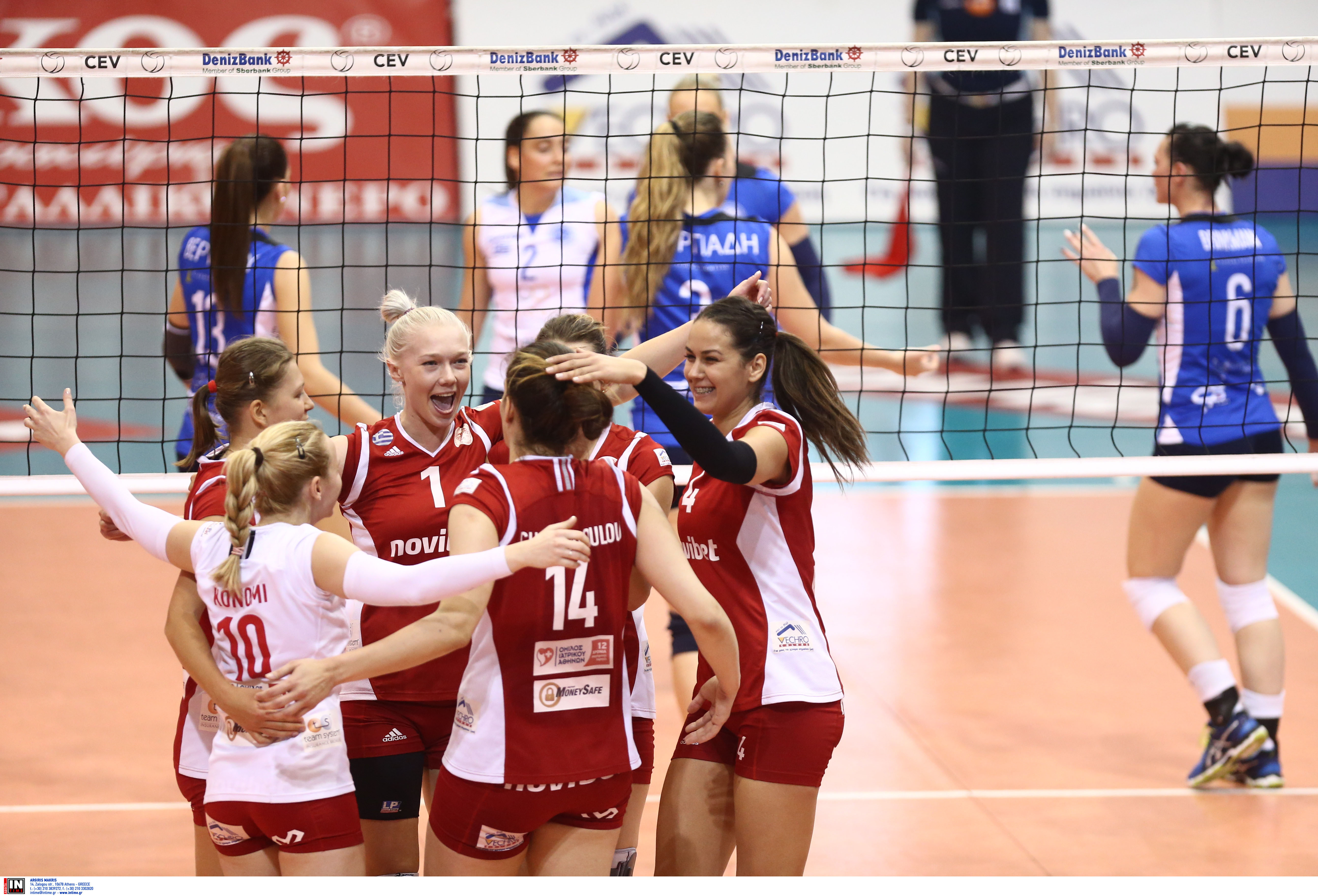 Στη Σαντορίνη για να «ντουμπλάρει» τις νίκες!