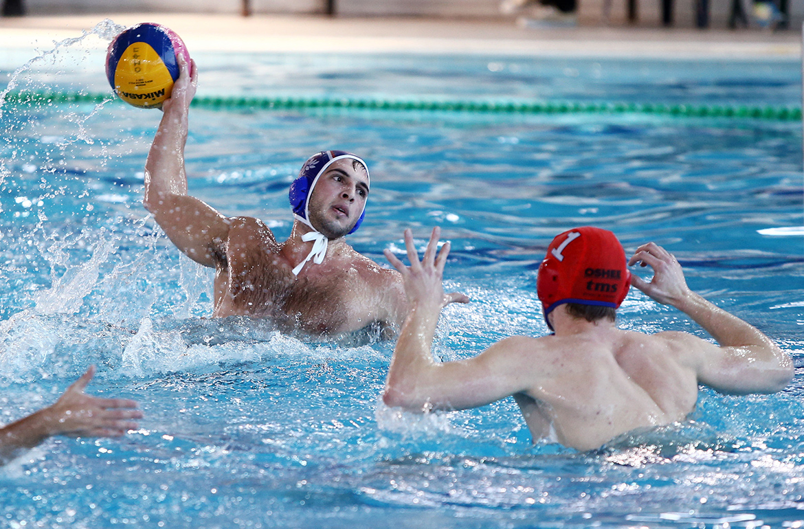 Κυρίαρχος και στην Νέα Σμύρνη ο Θρύλος!