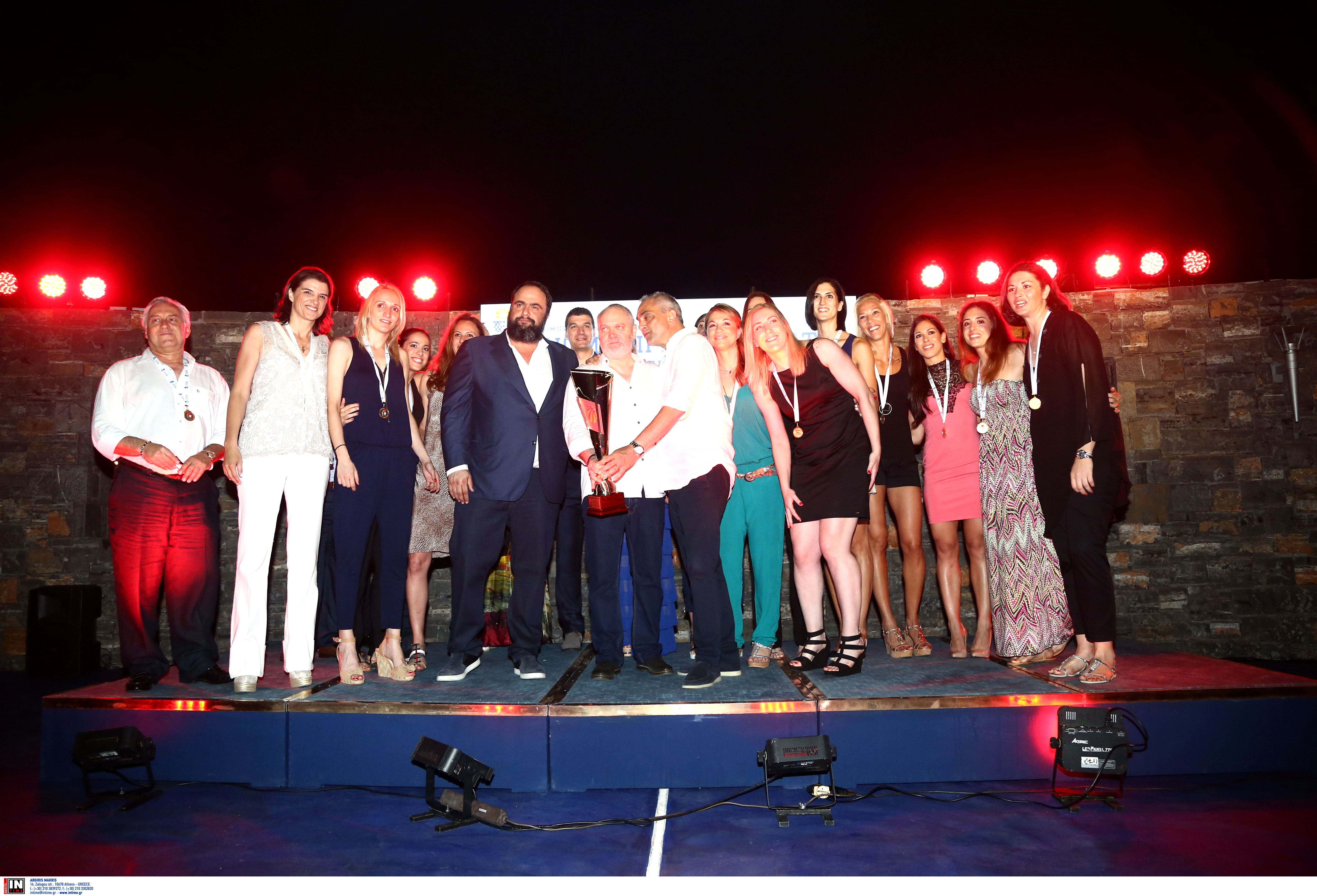 Μαγική βραδιά στέψης για τα κορίτσια του Θρύλου!