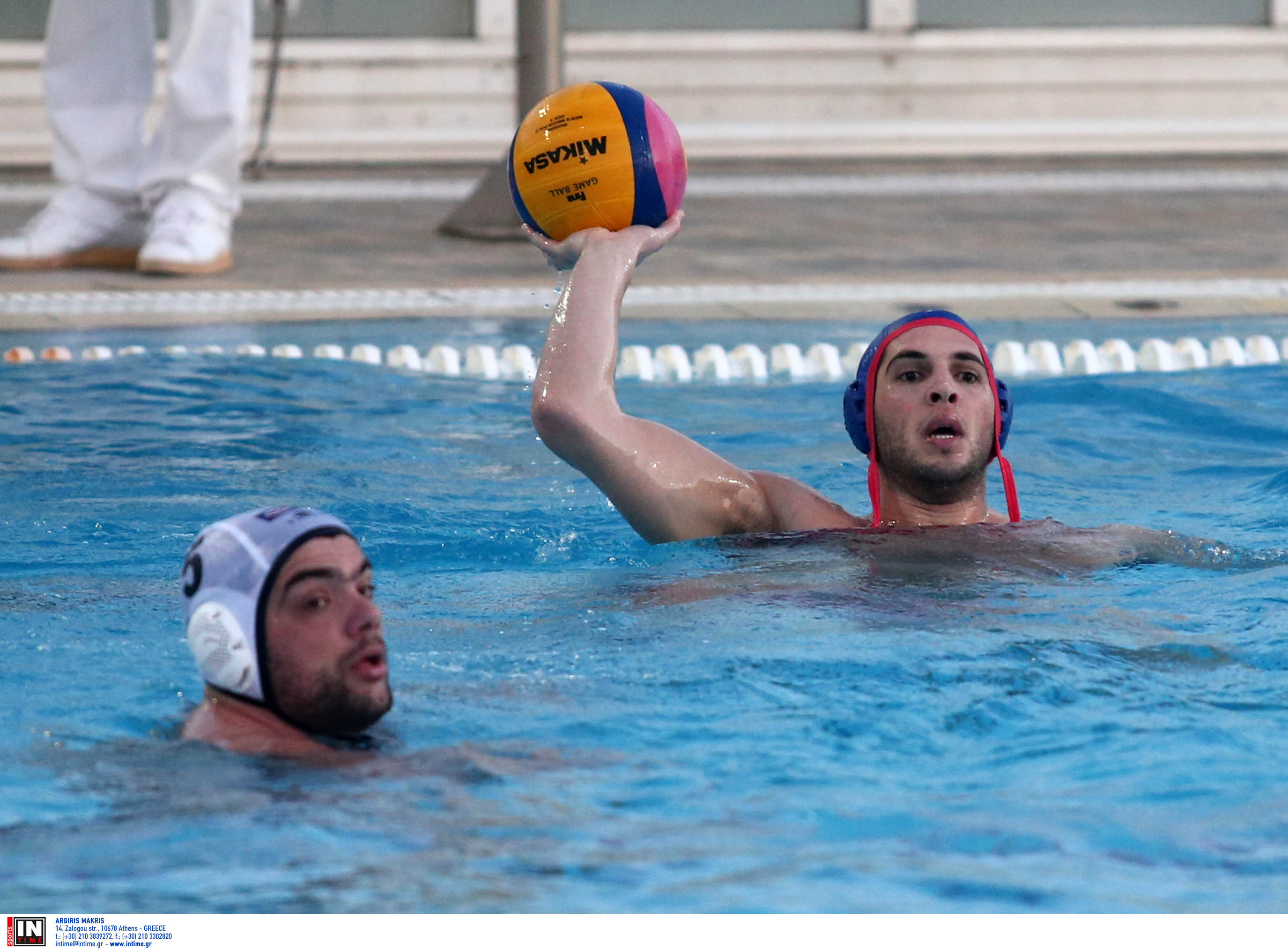 Δεν σταματάει το «ερυθρόλευκο» τρένο!