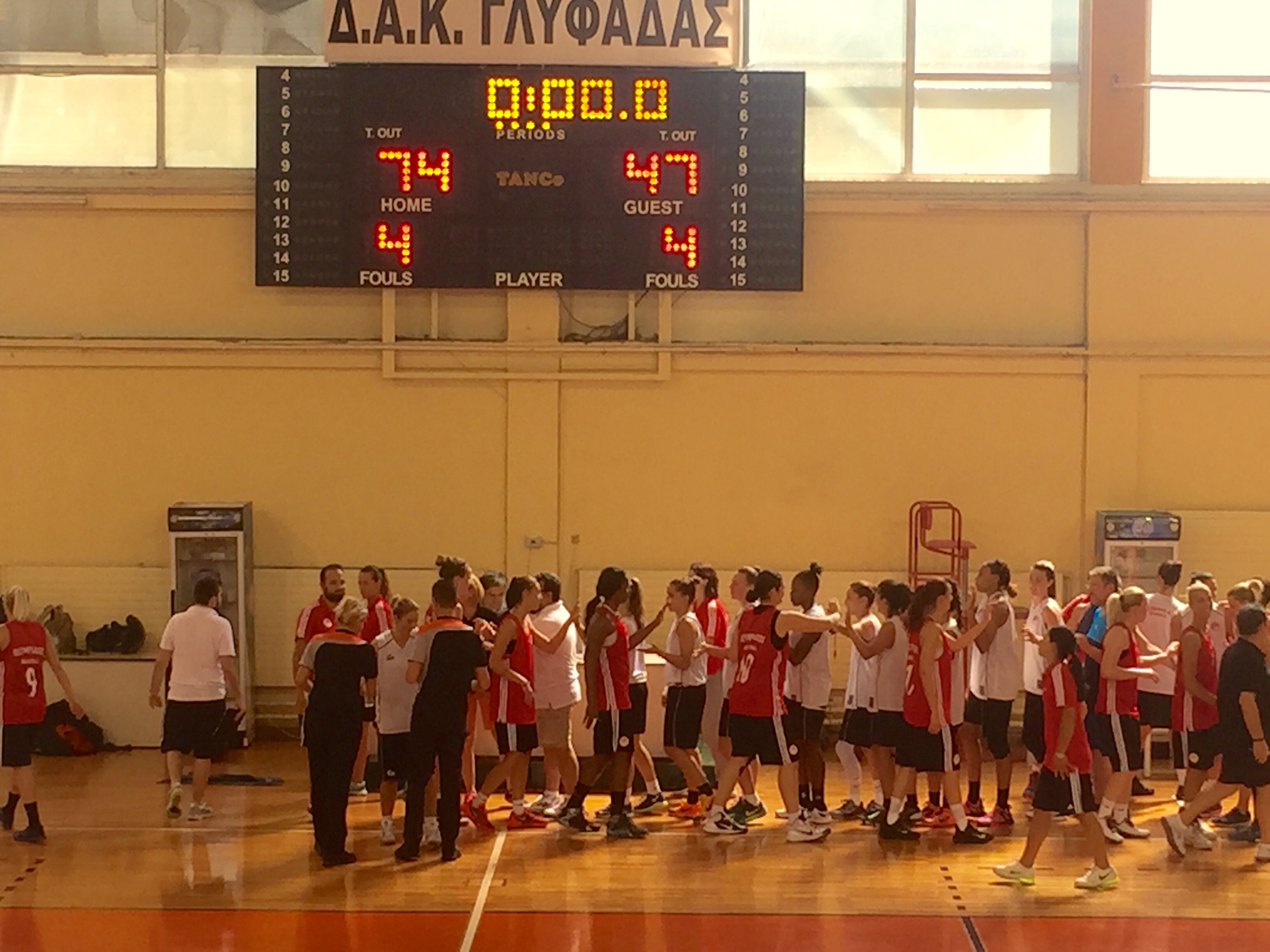 Σκορ και θέαμα στη Γλυφάδα!