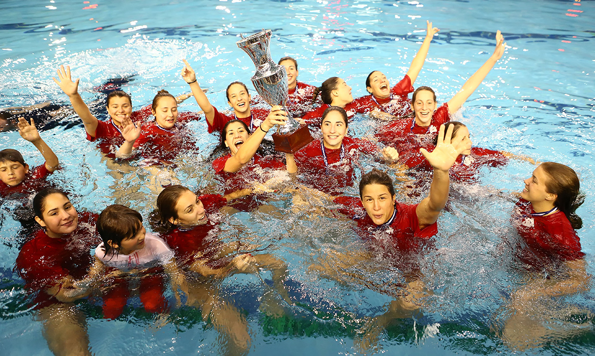 Πρώτη… βουτιά για τις Πρωταθλήτριες Ευρώπης!