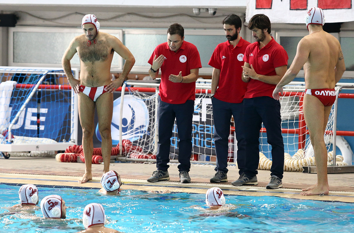 Δουλεύει για την πρόκριση o Θρύλος!