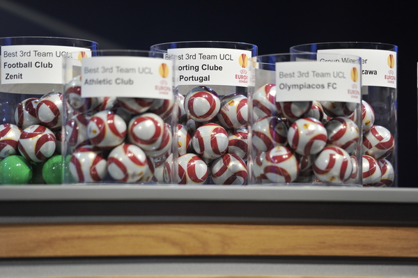 Κληρώνει για τον Θρύλο!