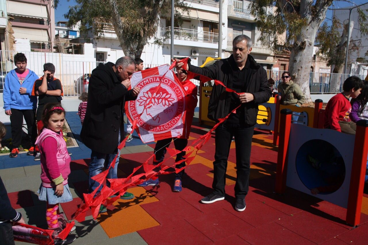 Πλήθος κόσμου στις αποκριάτικες εκδηλώσεις του Πειραιά!