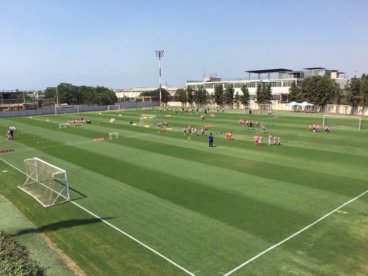 Πρεμιέρα στο Summer Camp 2016