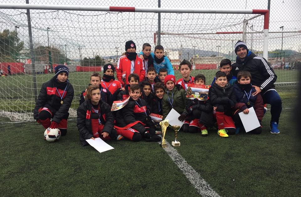 Καρέ.. της κούπας για τη Σχολή Ένωση Ρέντη