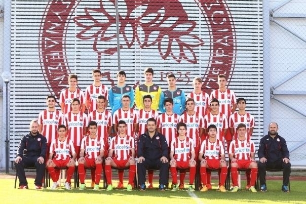 Κ-16: Υμηττός-Ολυμπιακός 0-4