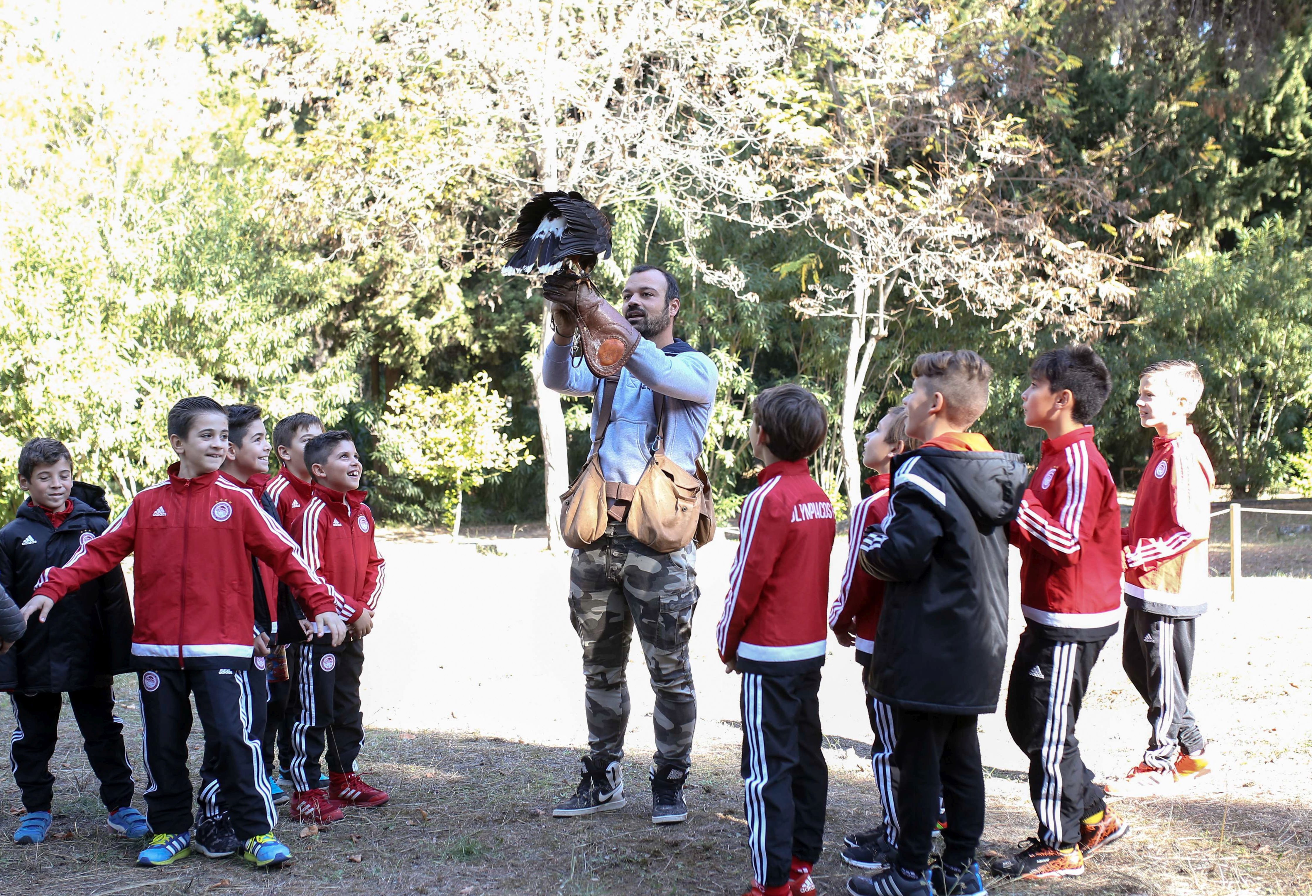 Γνωριμία με τα αρπακτικά πτηνά για την Κ-9!
