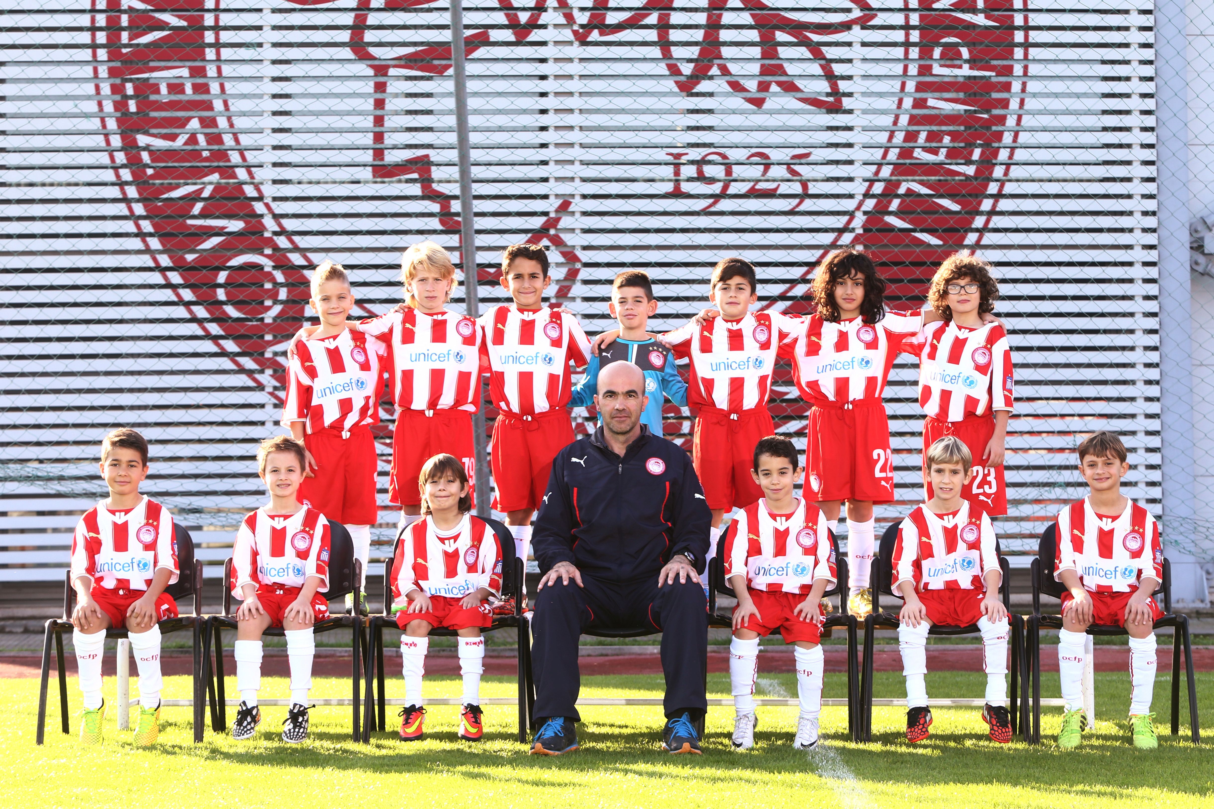 Νίκες για Κ-8 και Κ-9